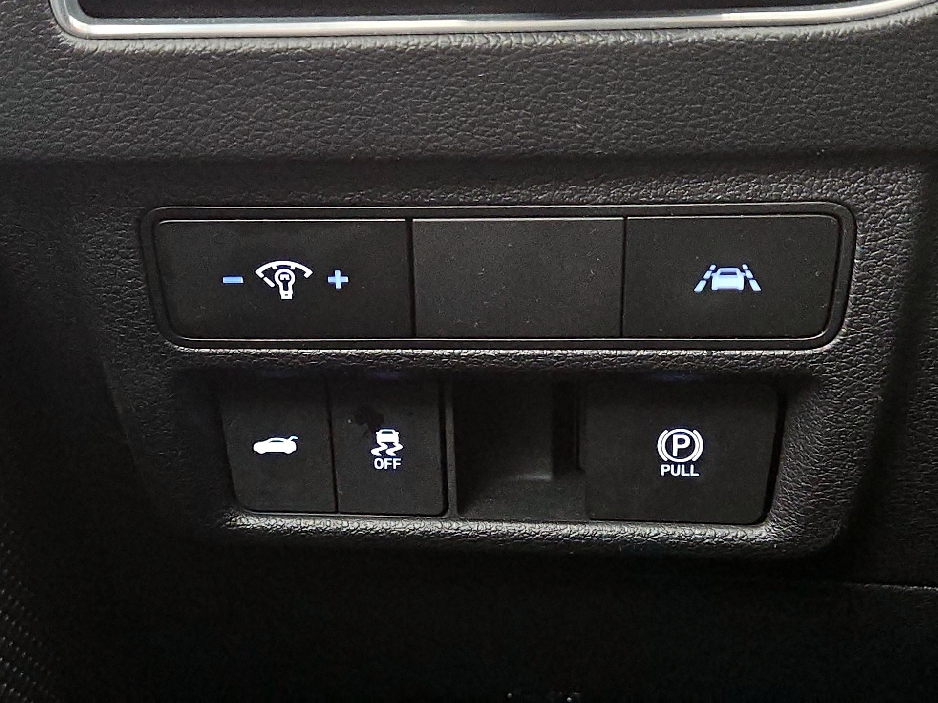 Thumbnail: 2022 Hyundai Sonata - 13