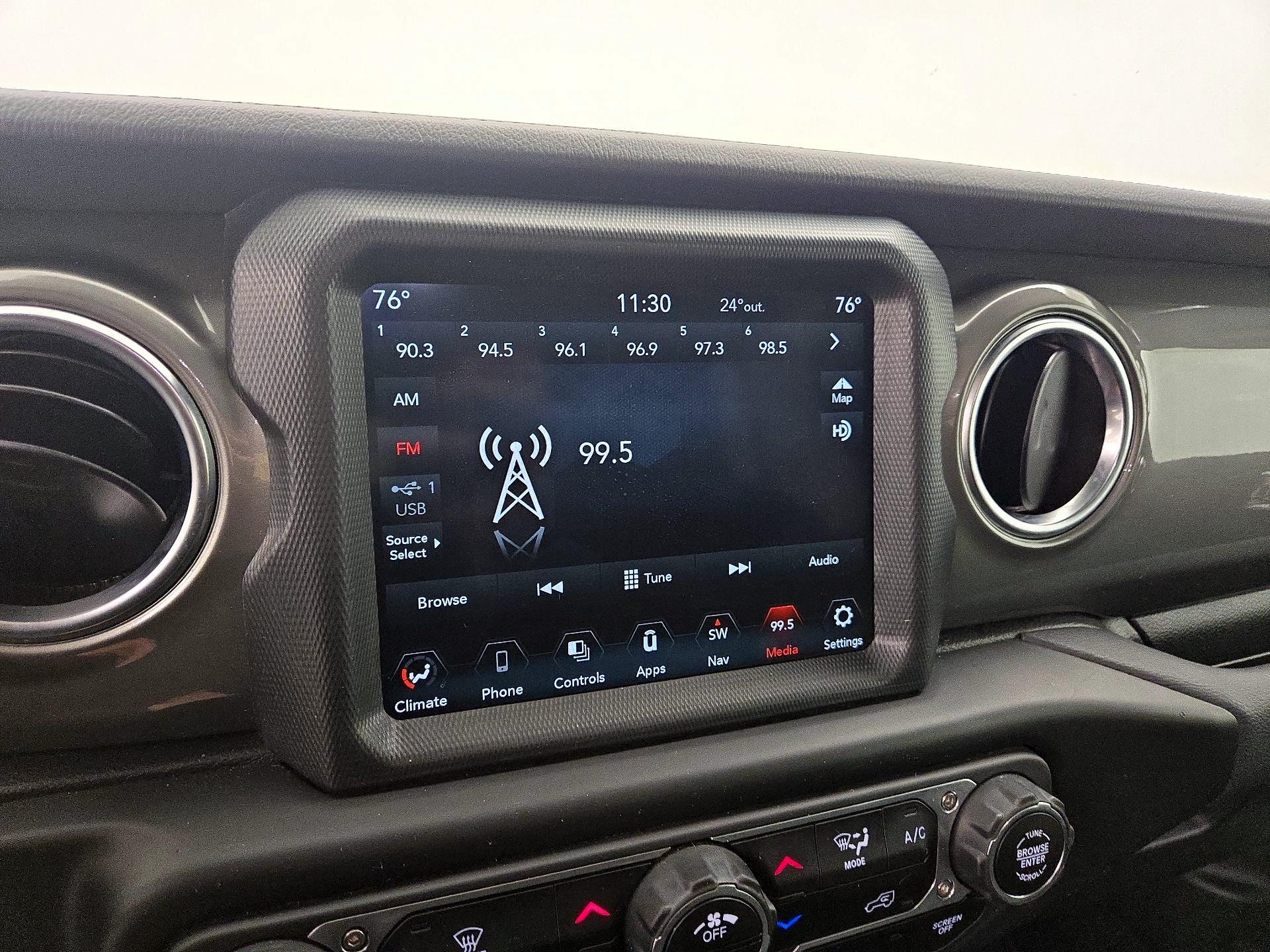 Thumbnail: 2023 Jeep Gladiator - 16