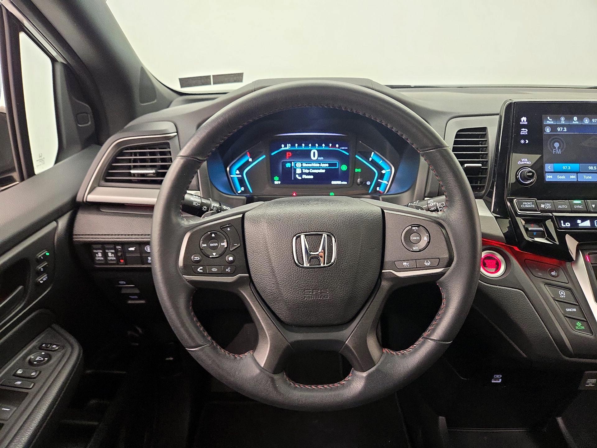 Thumbnail: 2023 Honda Odyssey - 10