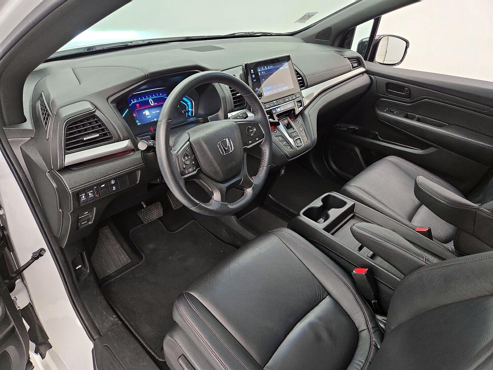 Thumbnail: 2023 Honda Odyssey - 11