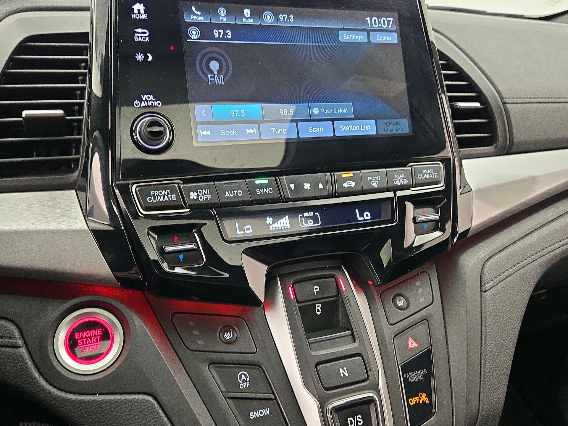 Thumbnail: 2023 Honda Odyssey - 16