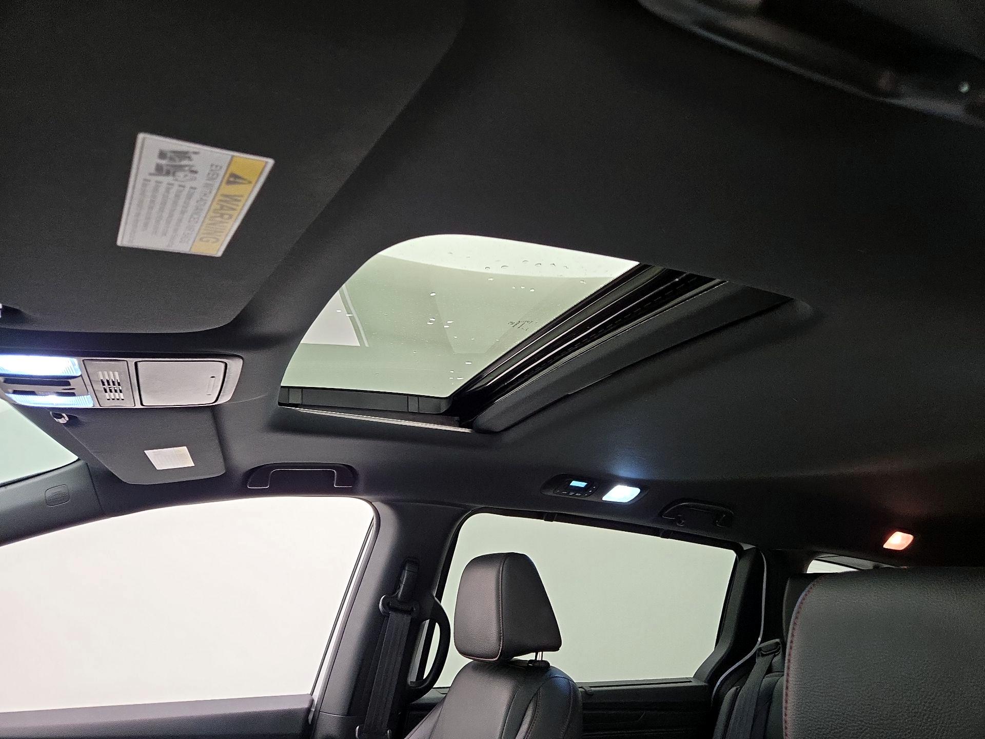 Thumbnail: 2023 Honda Odyssey - 19