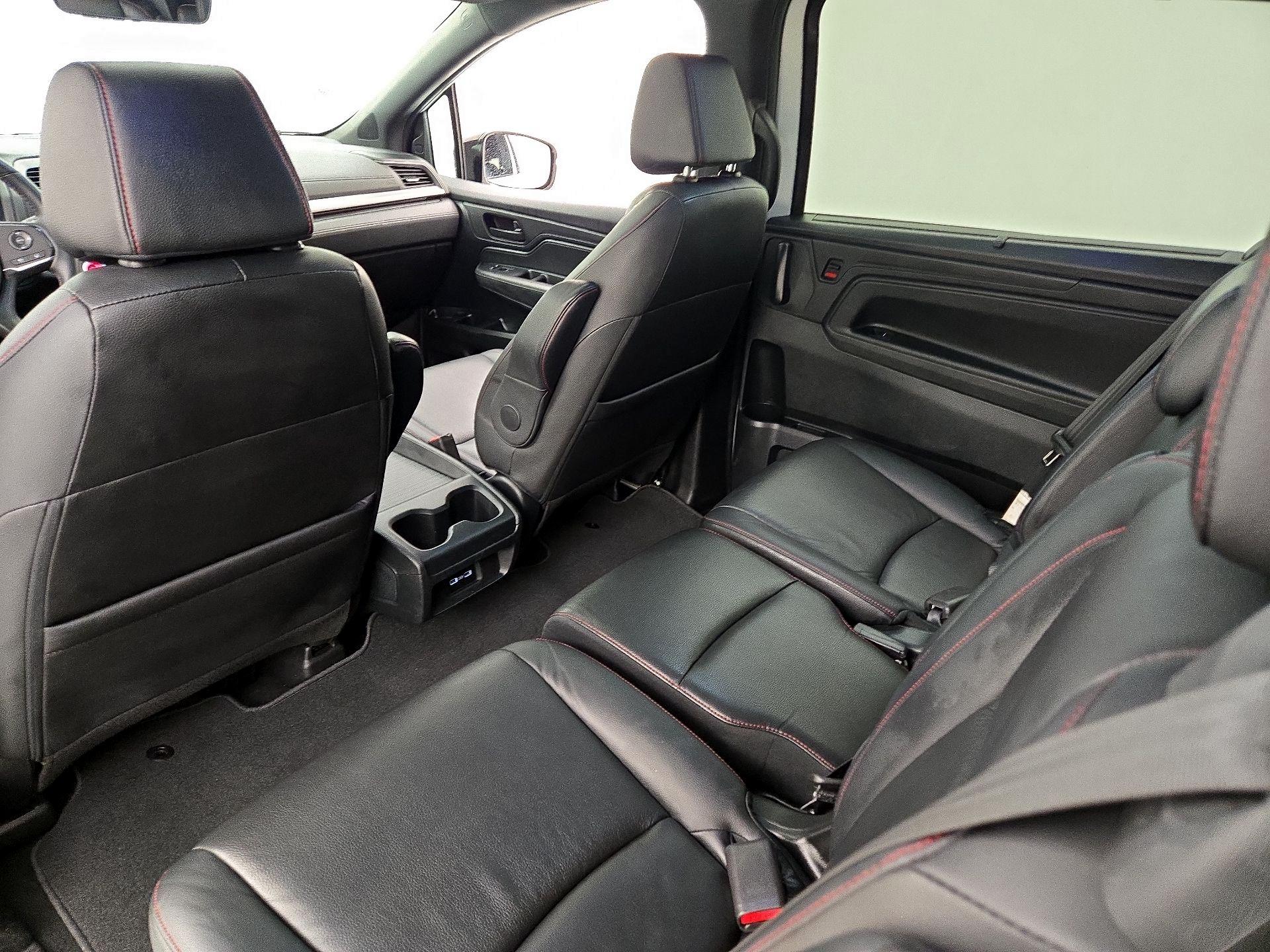 Thumbnail: 2023 Honda Odyssey - 20