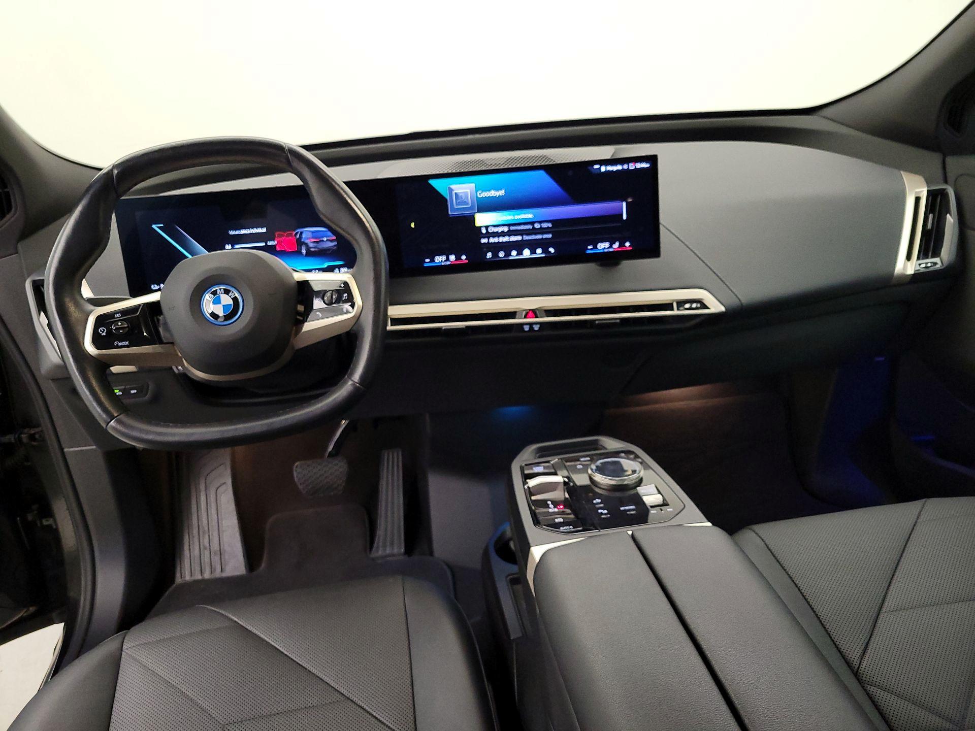 Thumbnail: 2025 BMW iX - 9