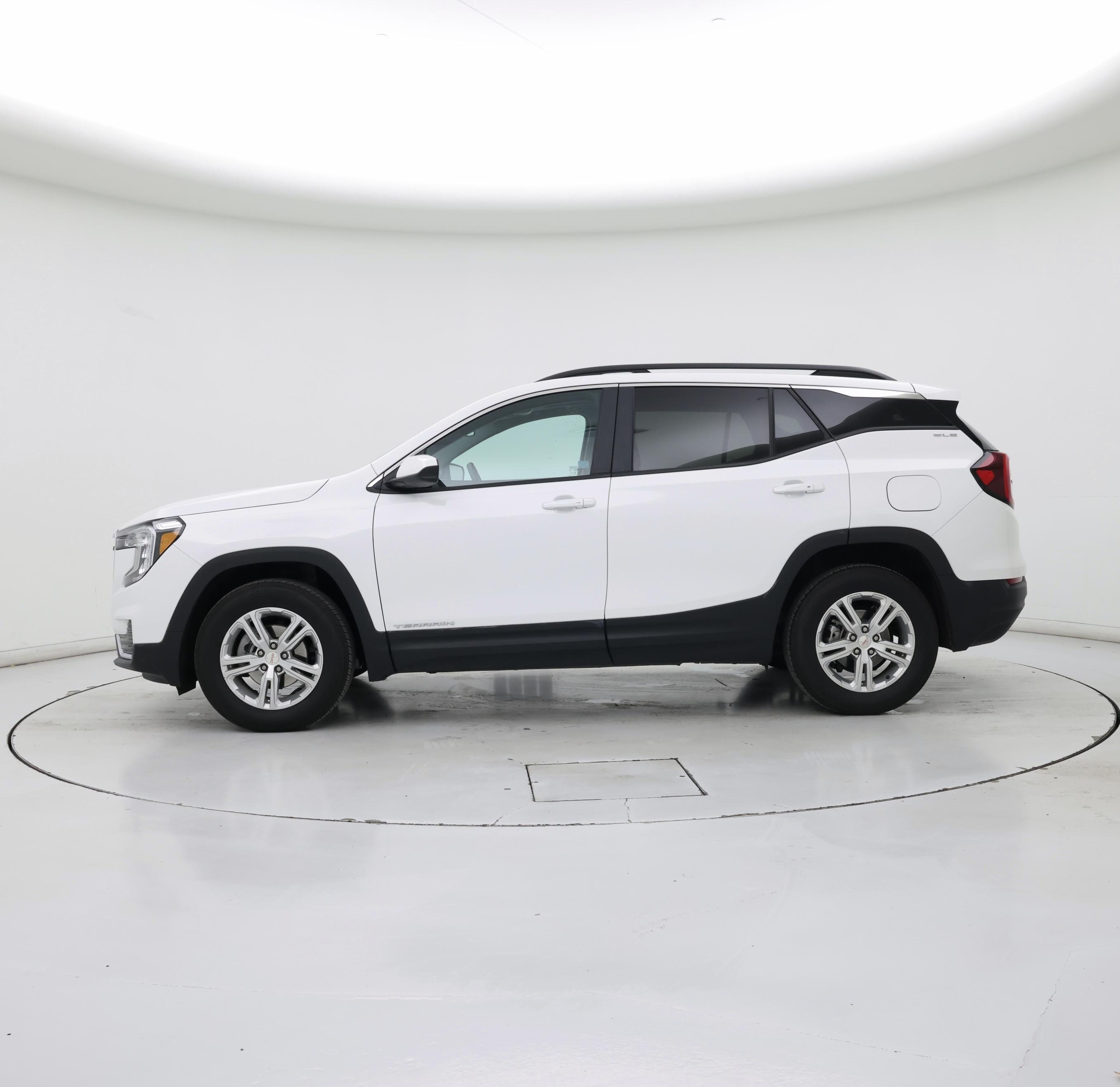 Thumbnail: 2024 GMC Terrain - 3