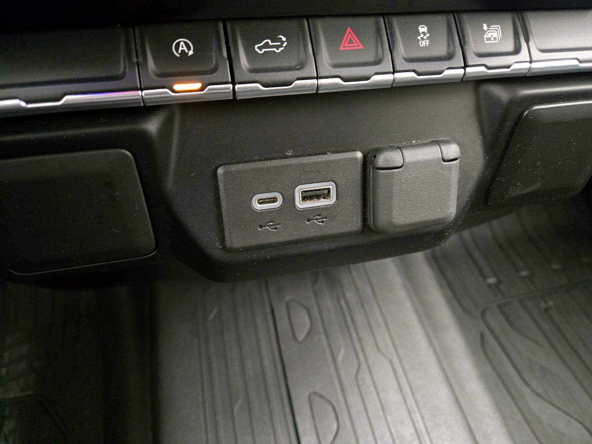 Thumbnail: 2021 GMC Sierra 1500 - 18