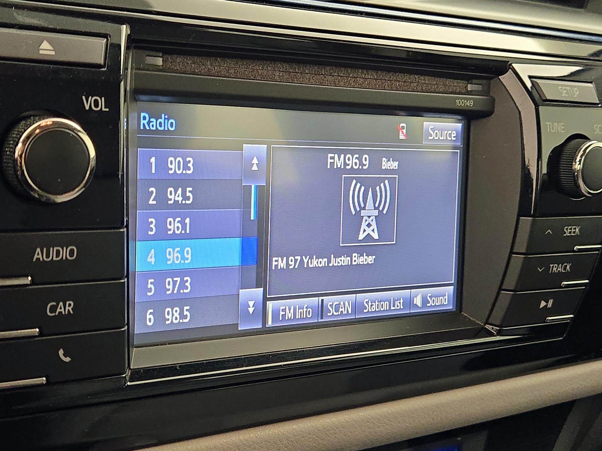 Thumbnail: 2014 Toyota Corolla - 14