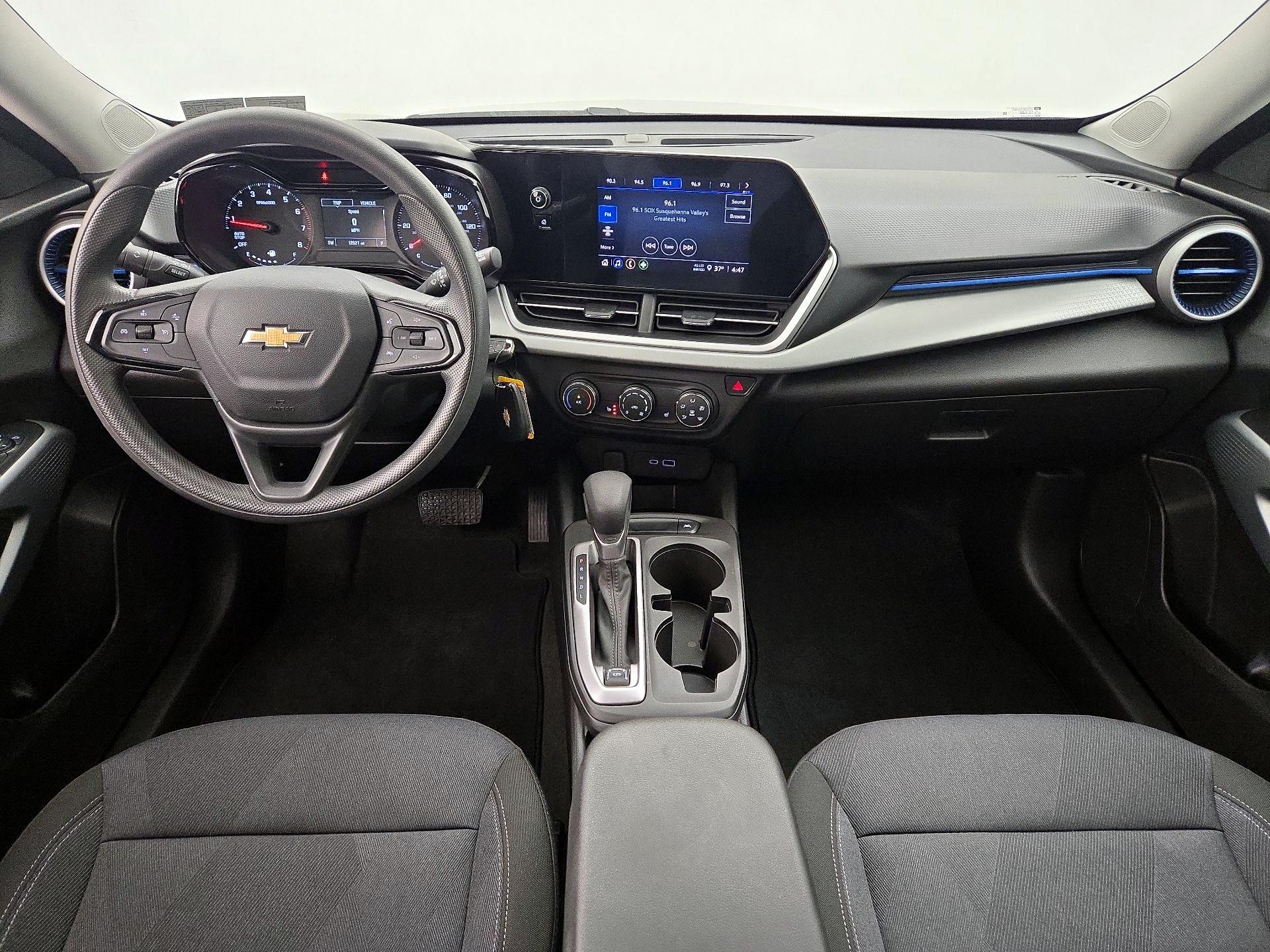 Thumbnail: 2025 Chevrolet Trax - 9