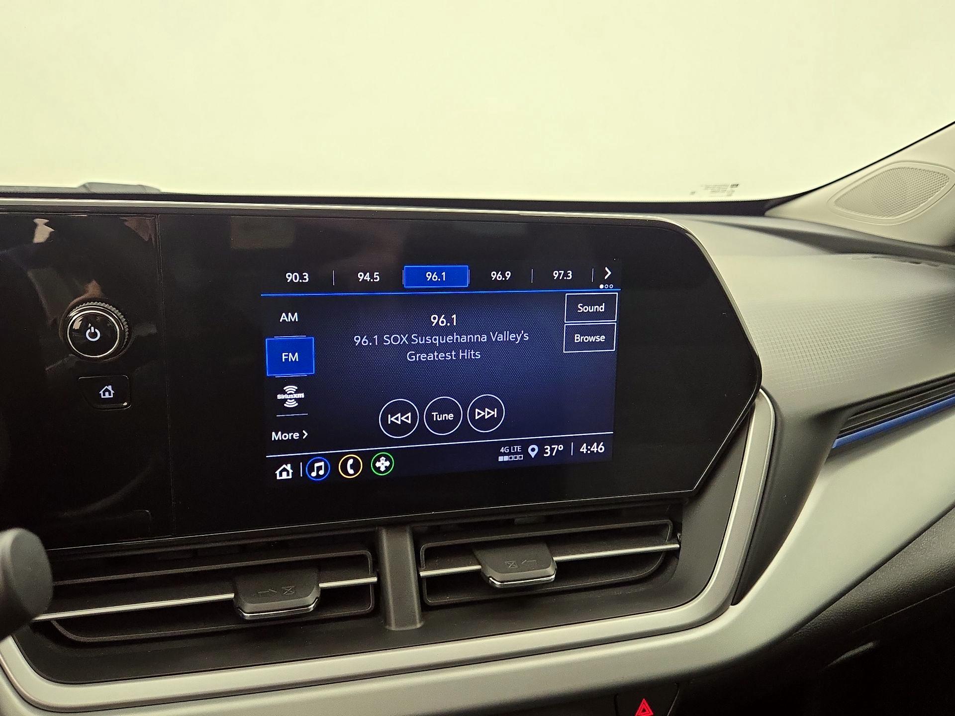 Thumbnail: 2025 Chevrolet Trax - 15