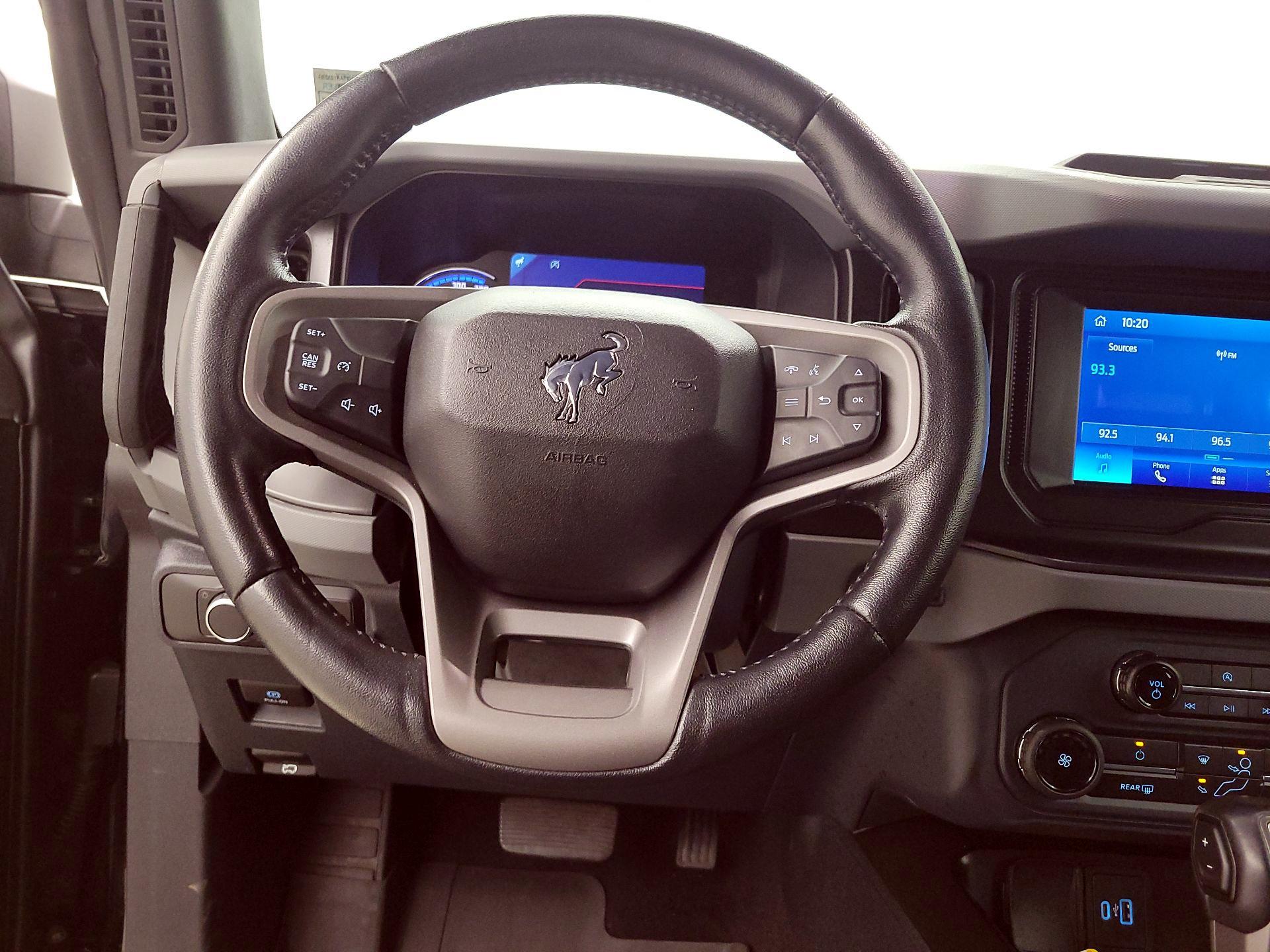 Thumbnail: 2022 Ford Bronco - 10