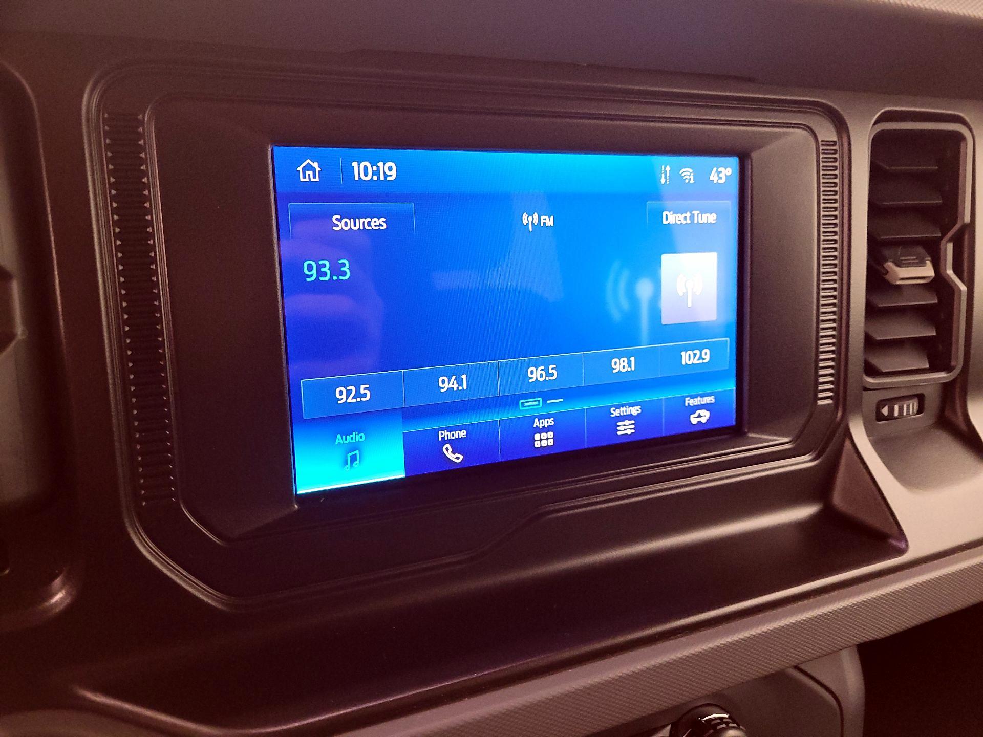 Thumbnail: 2022 Ford Bronco - 15