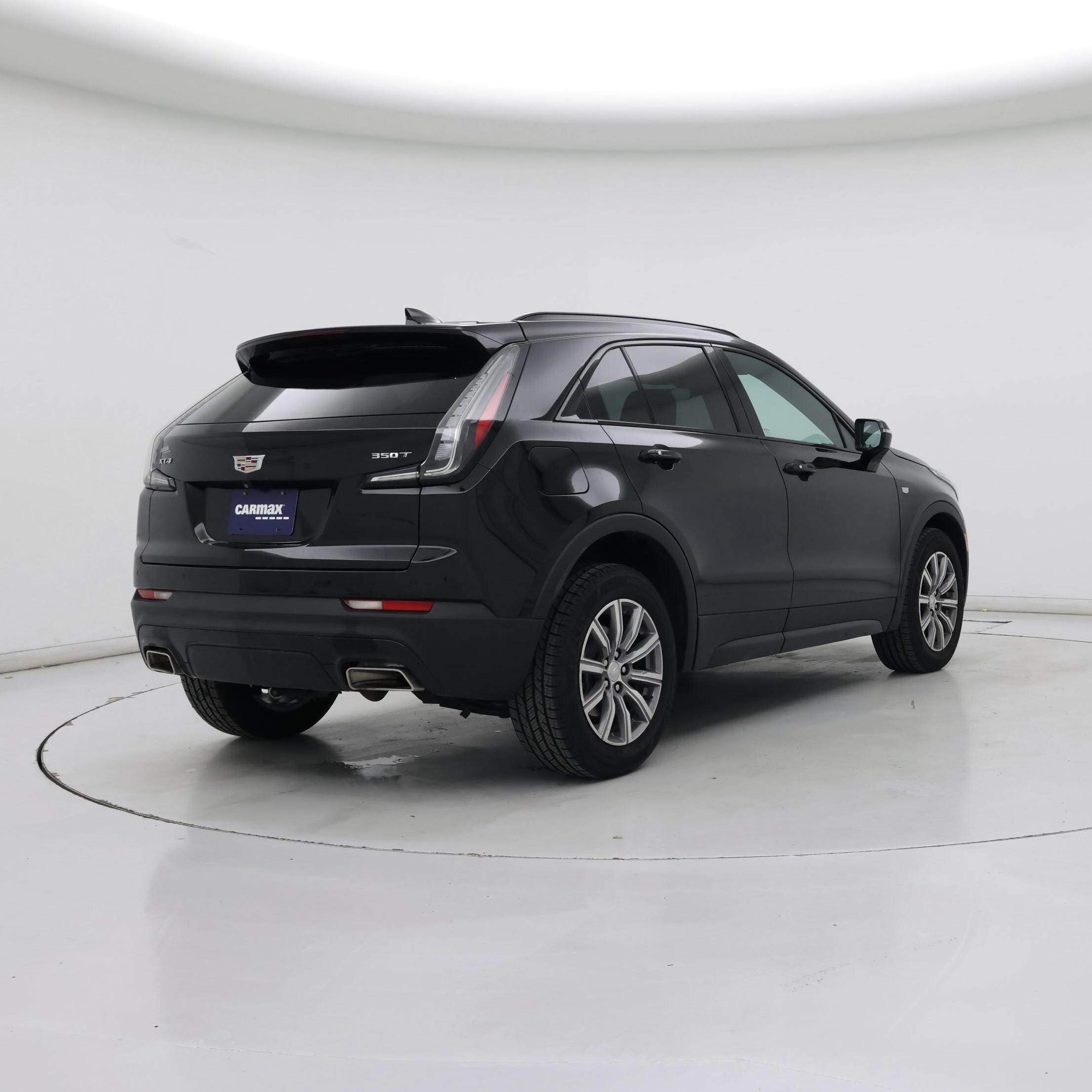 Thumbnail: 2023 Cadillac XT4 - 8