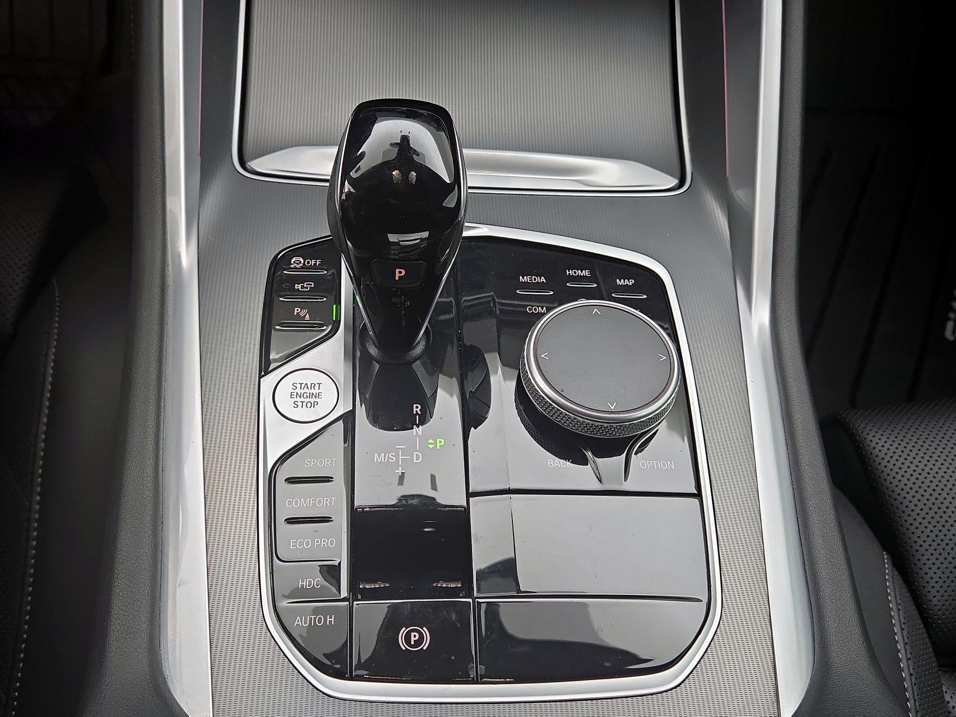 Thumbnail: 2023 BMW X6 - 16