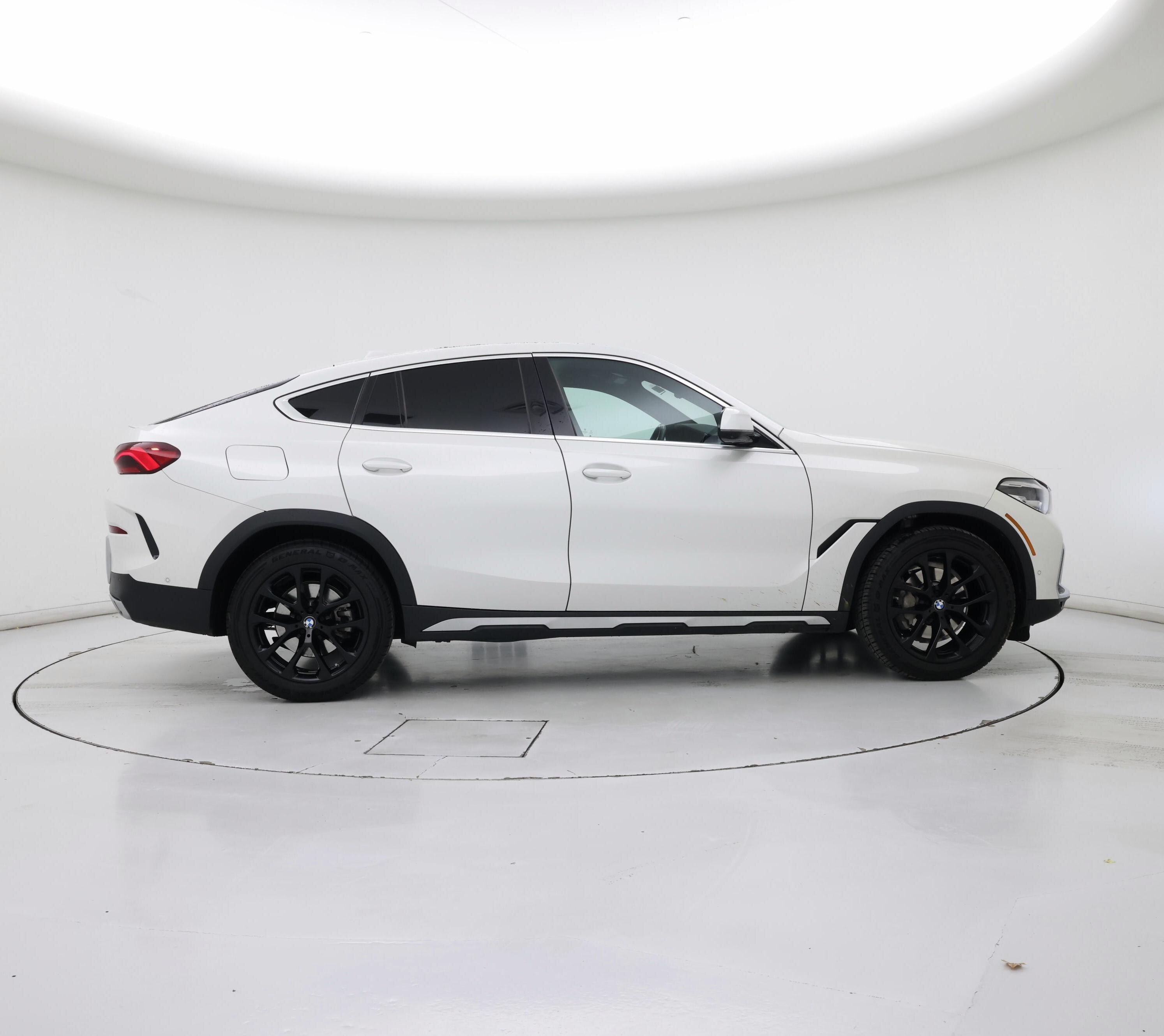 Thumbnail: 2023 BMW X6 - 7
