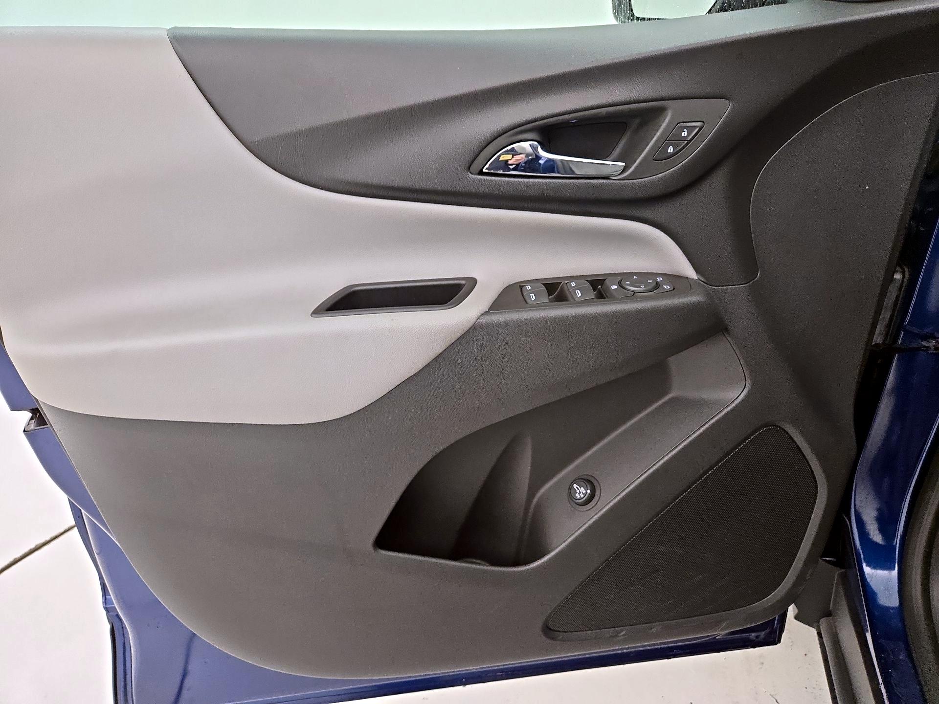 Thumbnail: 2023 Chevrolet Equinox - 12