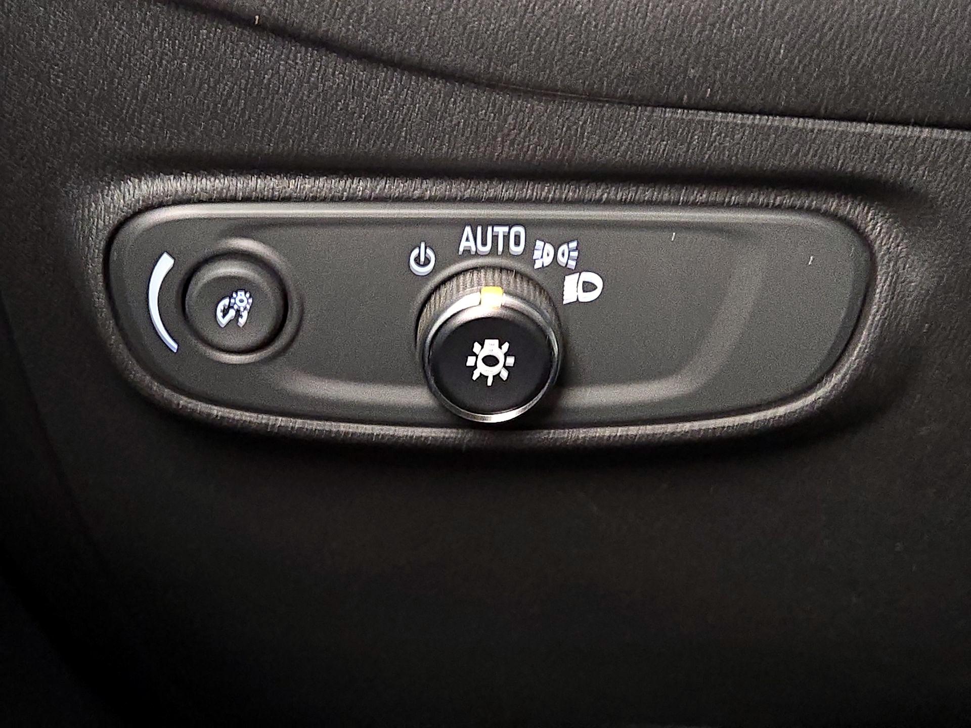 Thumbnail: 2023 Chevrolet Equinox - 13