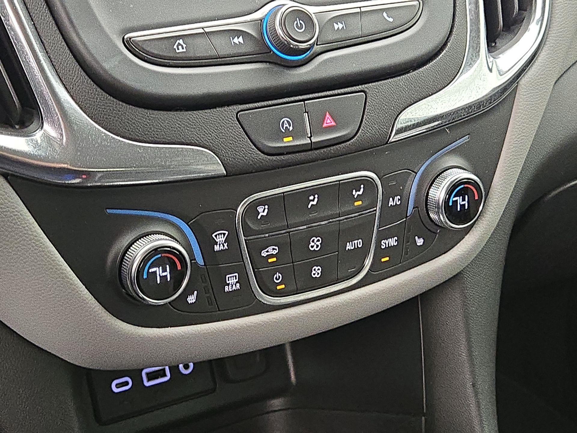 Thumbnail: 2023 Chevrolet Equinox - 17