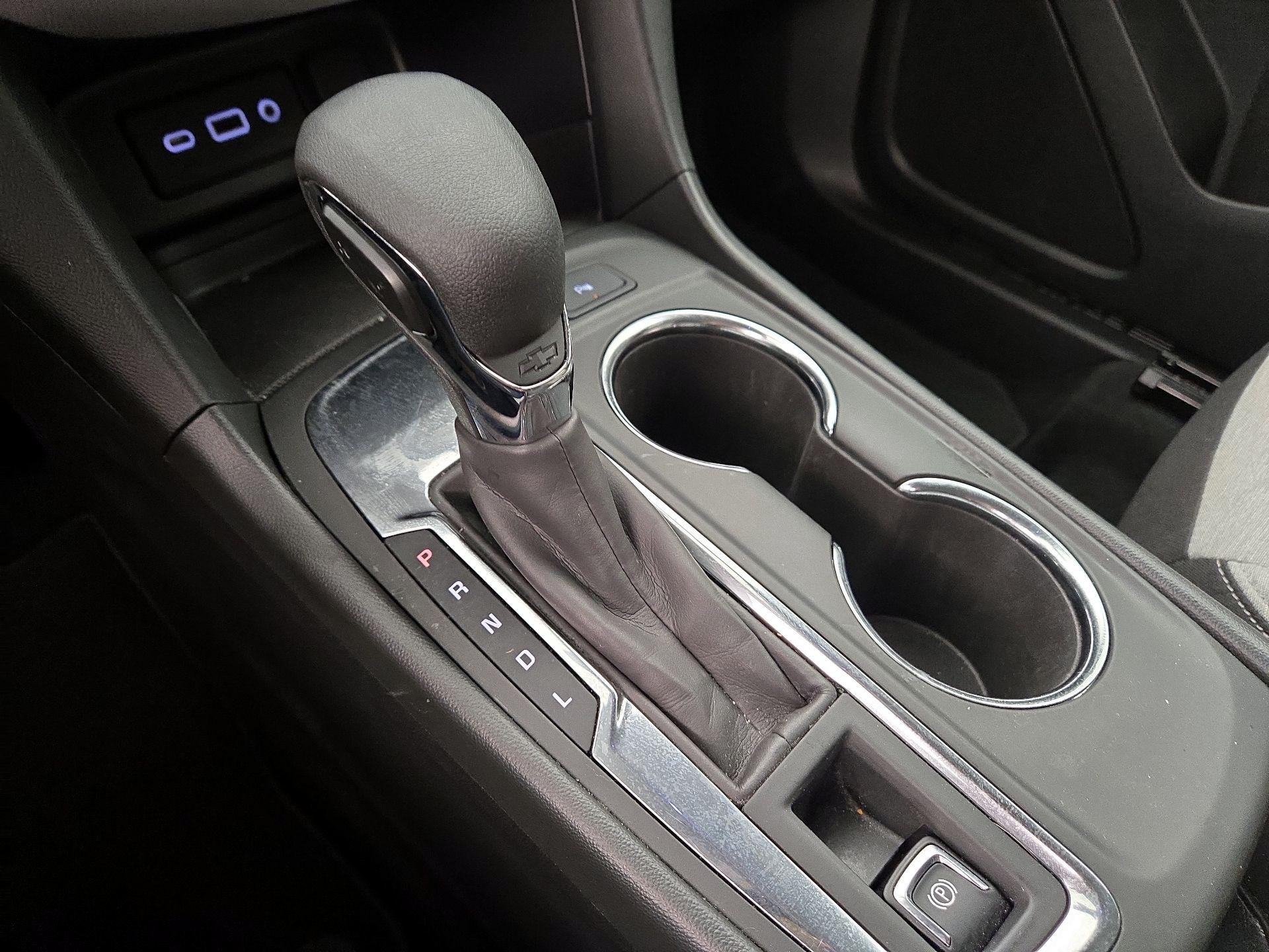 Thumbnail: 2023 Chevrolet Equinox - 18