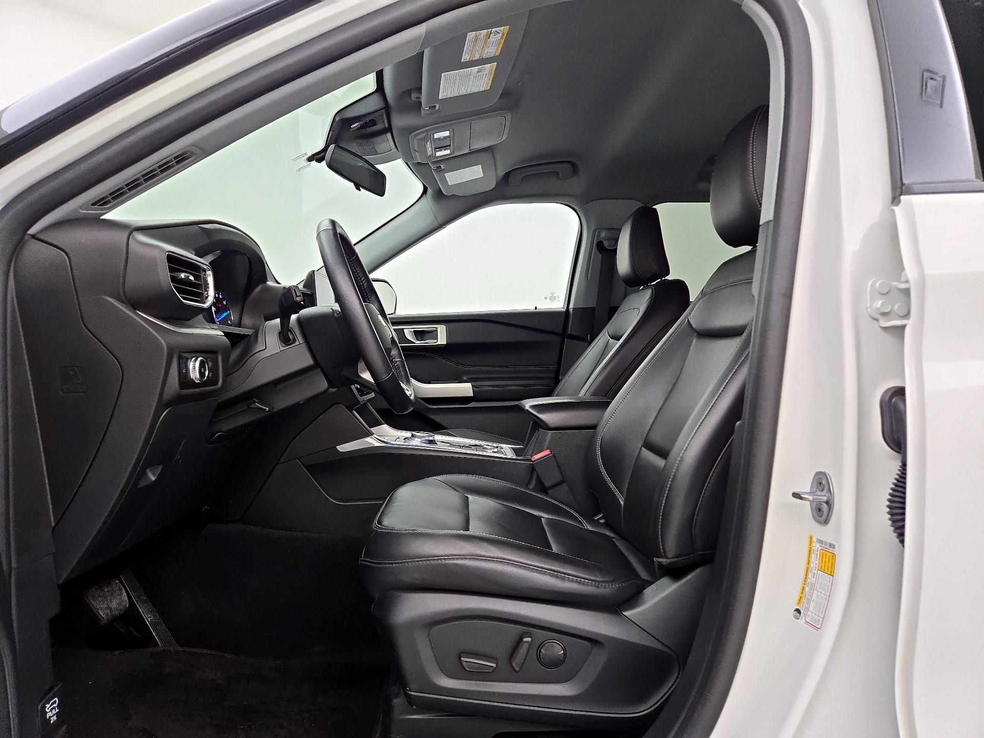 Thumbnail: 2022 Ford Explorer - 11