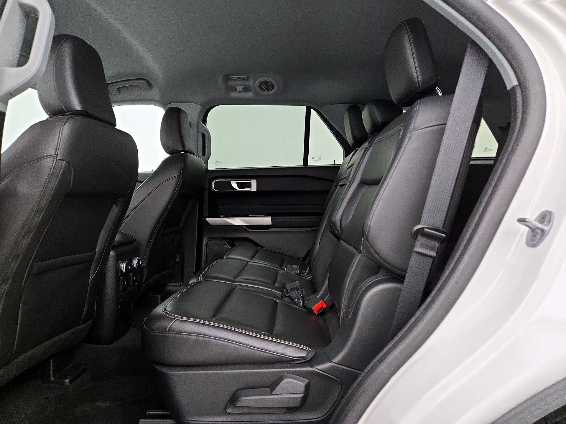 Thumbnail: 2022 Ford Explorer - 20