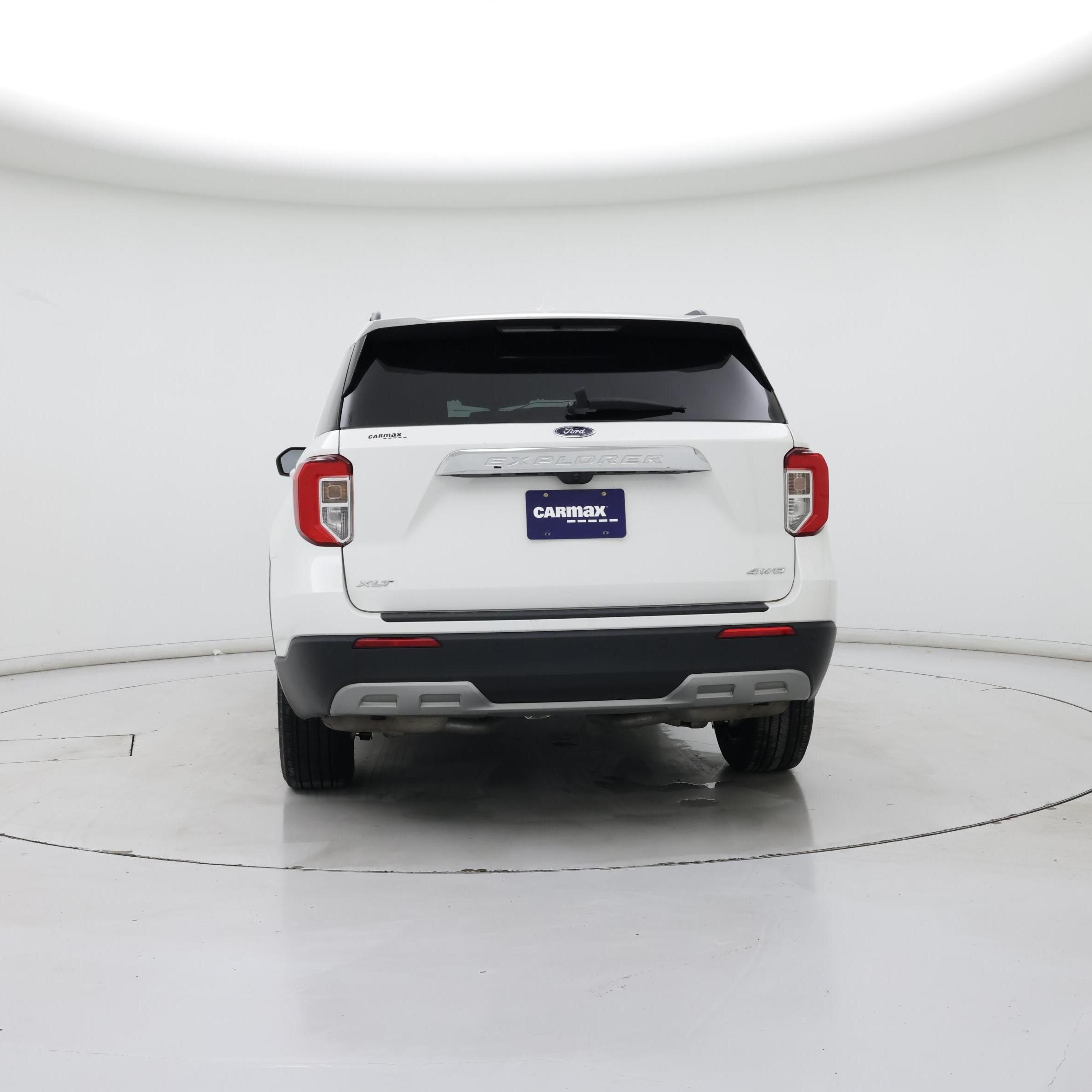 Thumbnail: 2022 Ford Explorer - 6