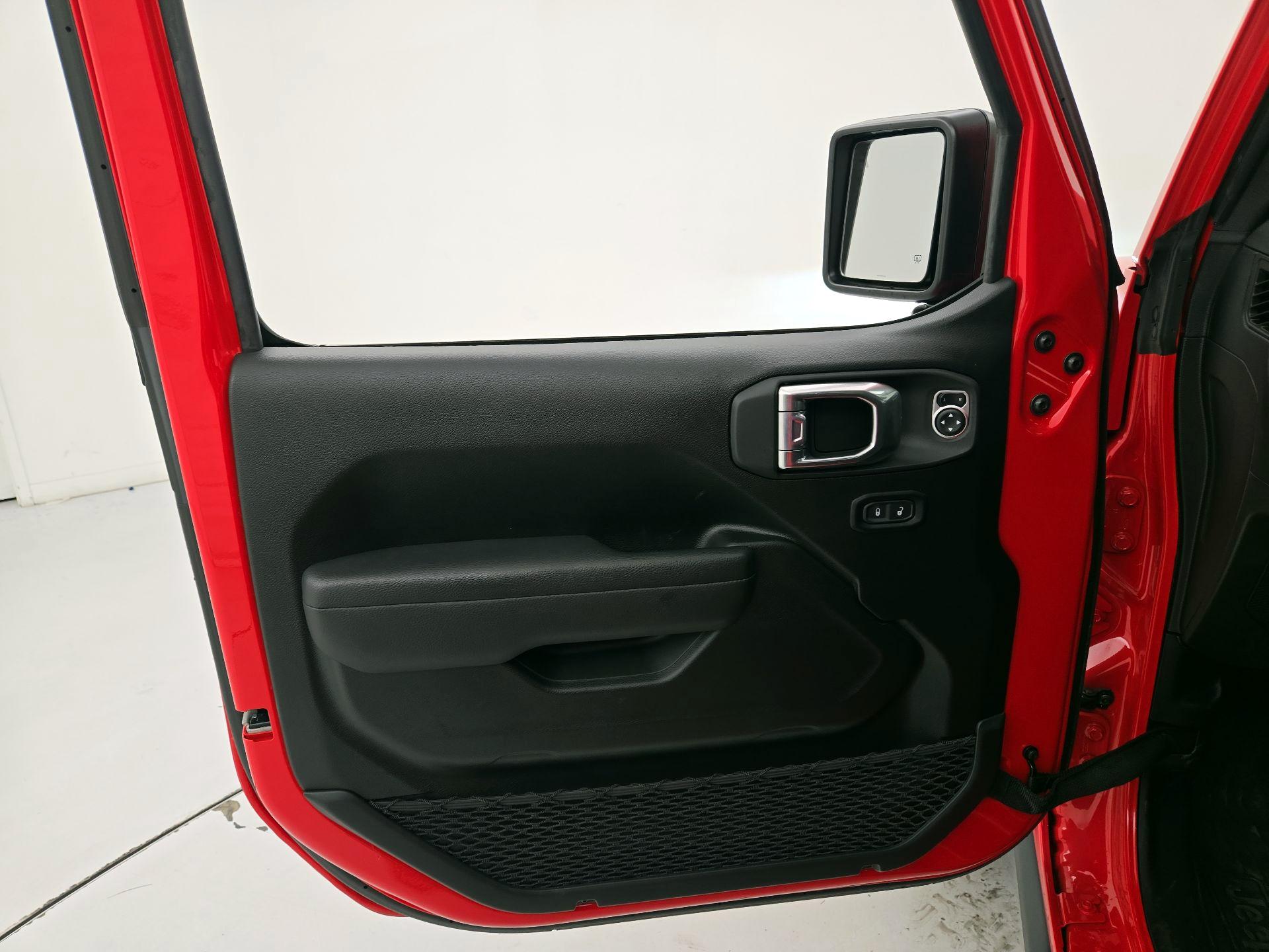 Thumbnail: 2025 Jeep Wrangler - 12