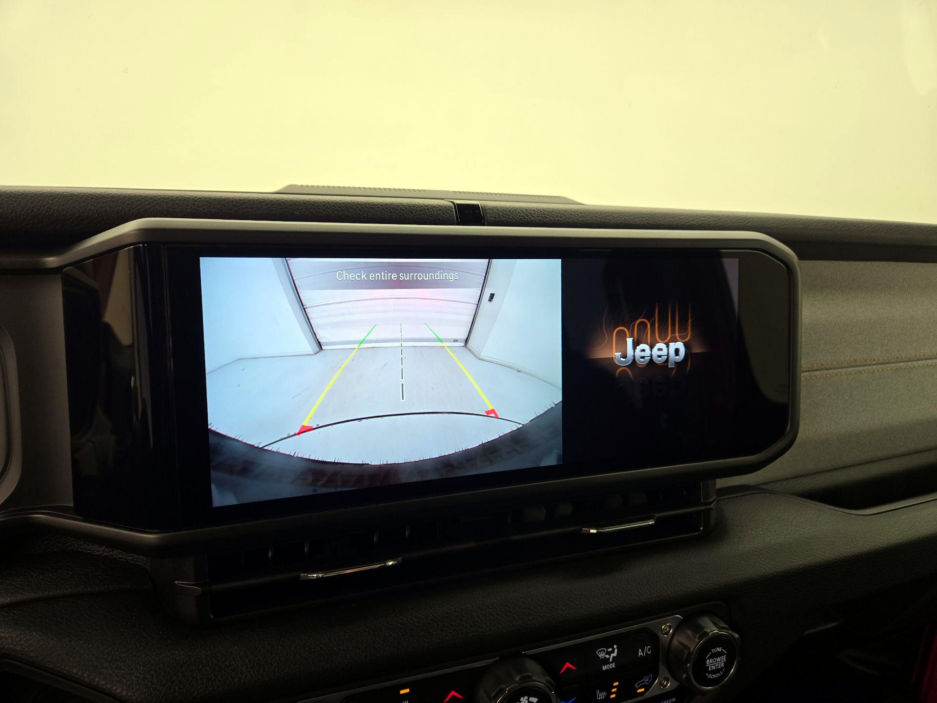 Thumbnail: 2025 Jeep Wrangler - 14