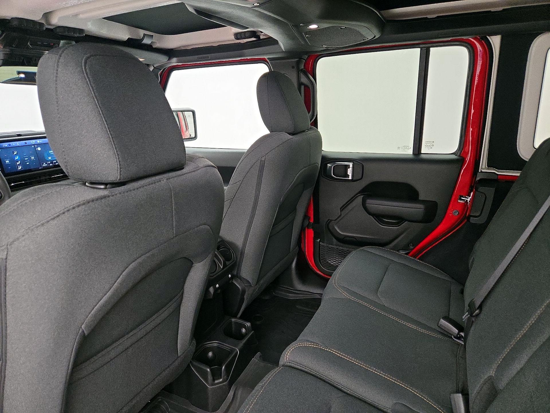 Thumbnail: 2025 Jeep Wrangler - 19