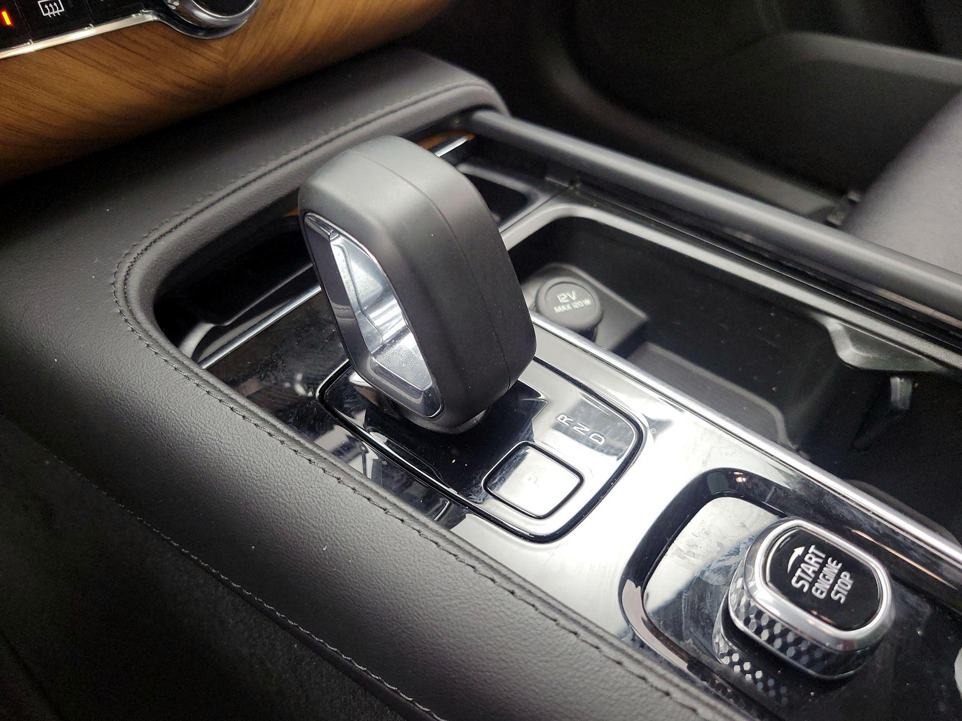 Thumbnail: 2023 Volvo XC90 - 16