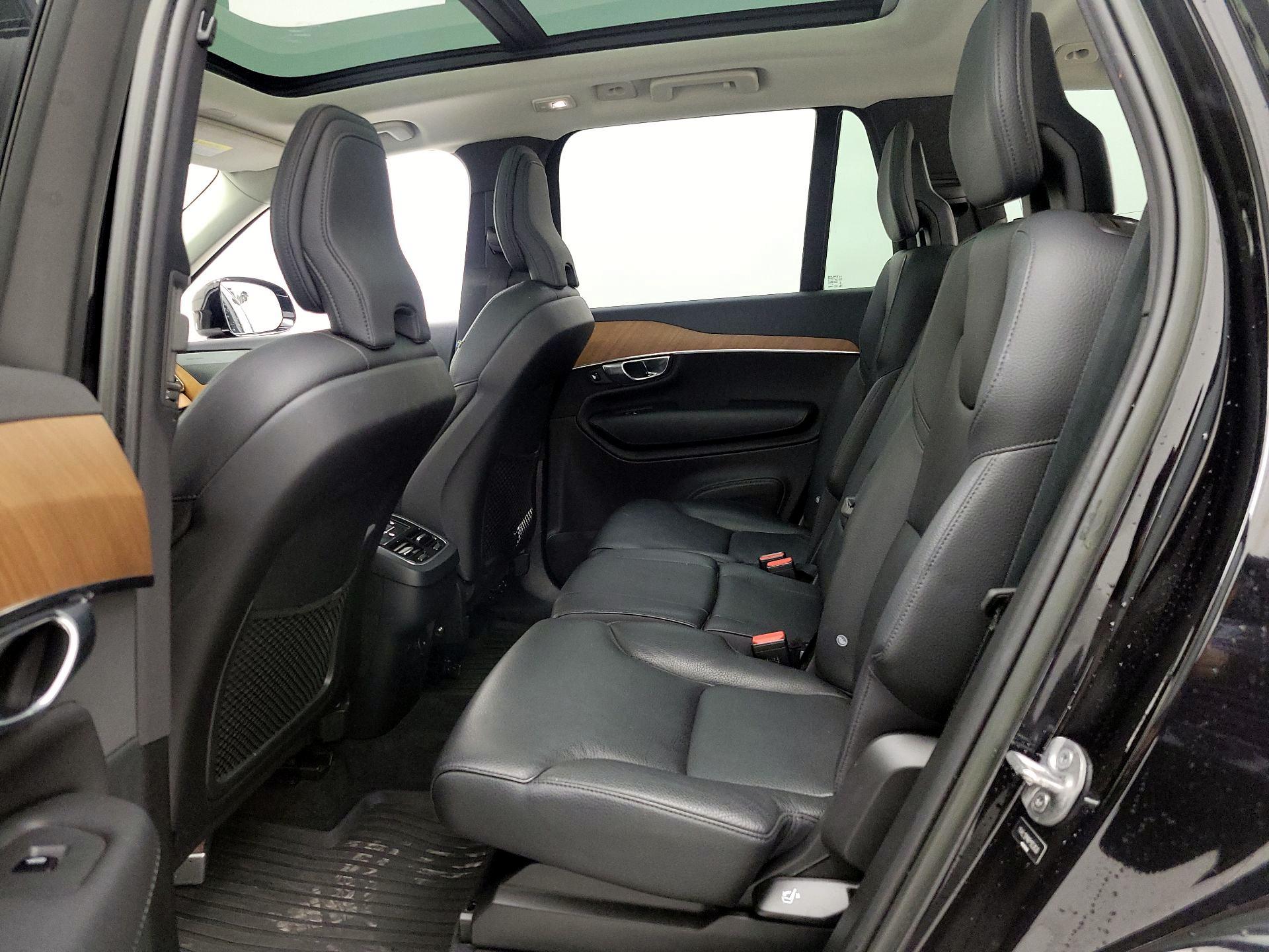 Thumbnail: 2023 Volvo XC90 - 18