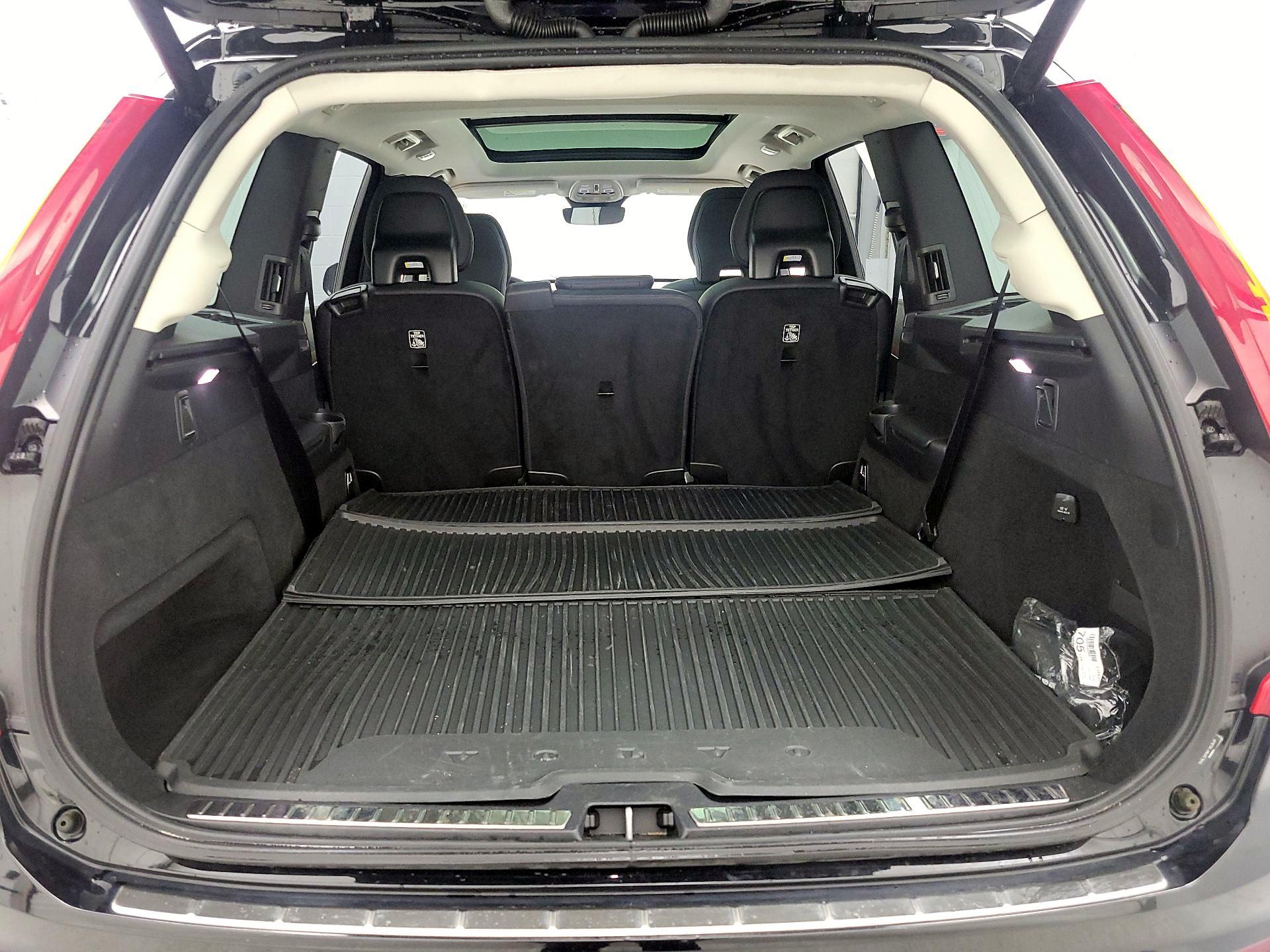 Thumbnail: 2023 Volvo XC90 - 19