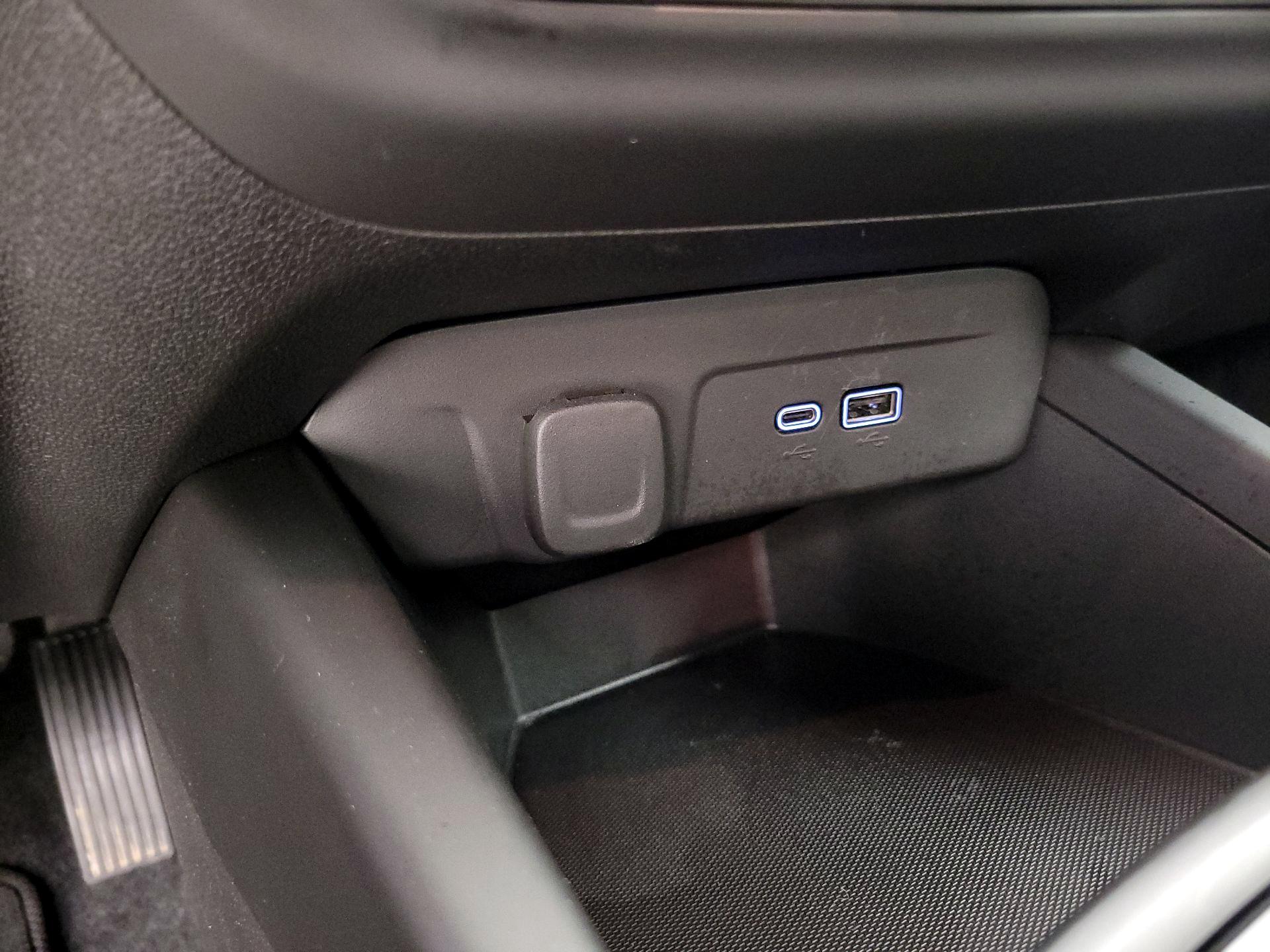 Thumbnail: 2024 Chevrolet Trax - 18