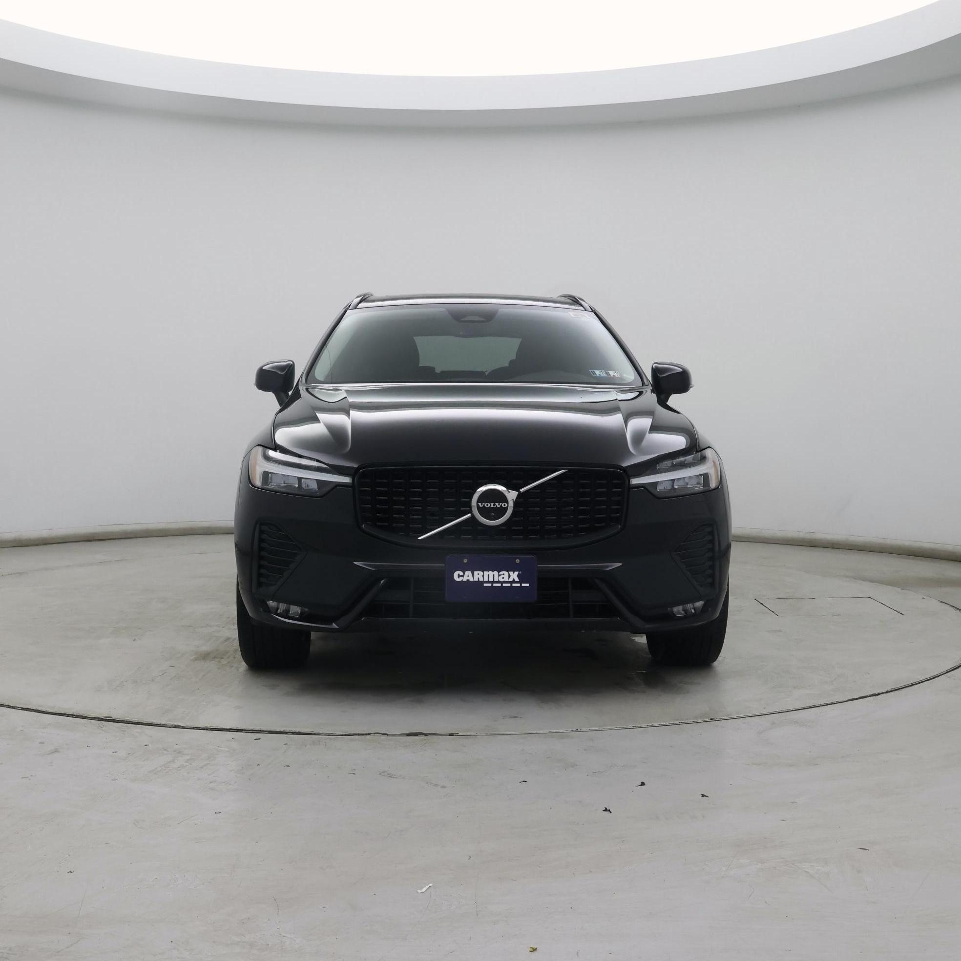 Thumbnail: 2023 Volvo XC60 - 5