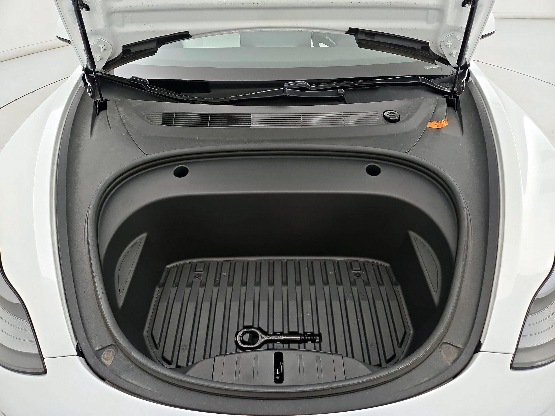 Thumbnail: 2021 Tesla Model 3 - 20