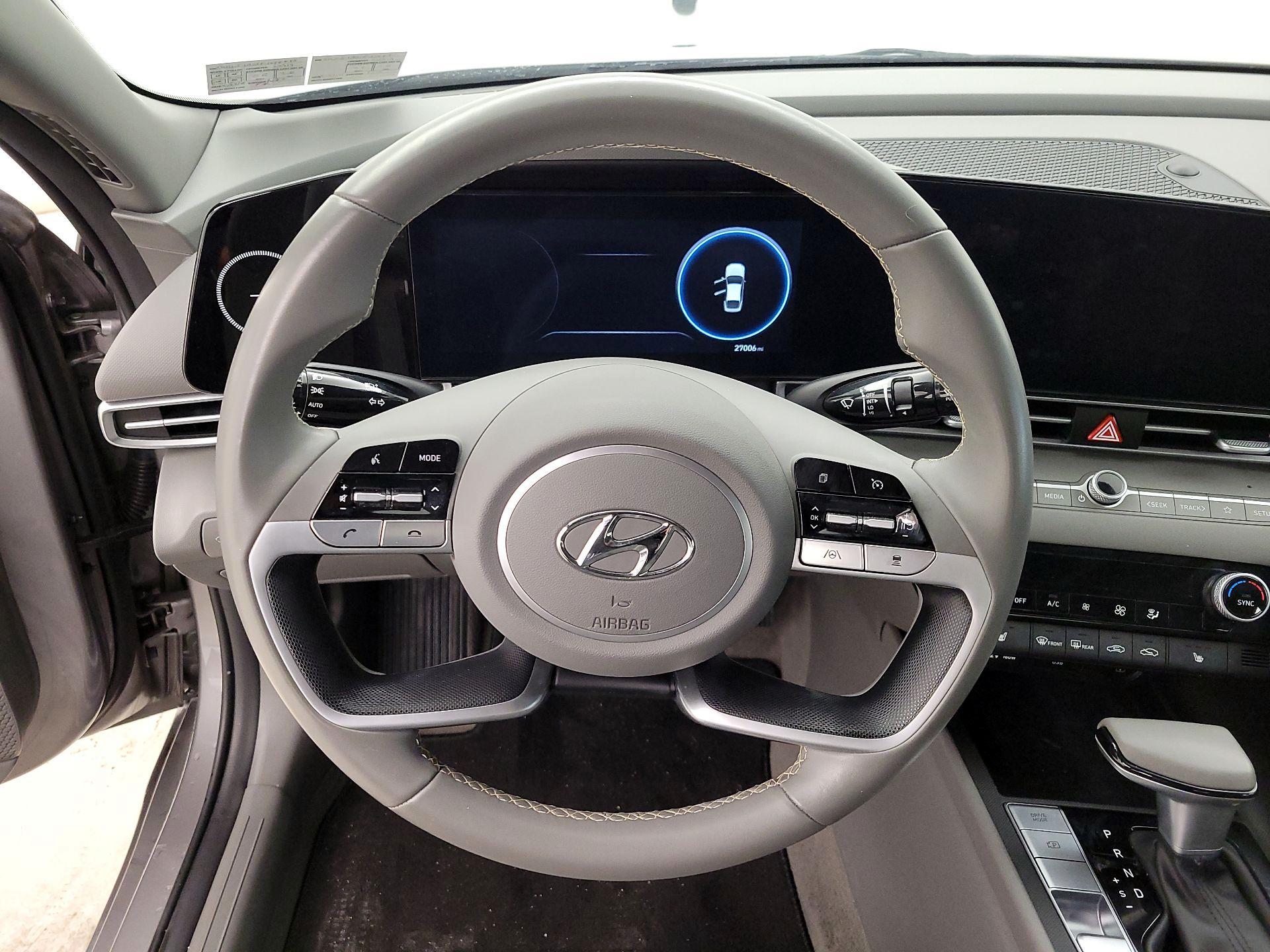 Thumbnail: 2023 Hyundai Elantra - 10