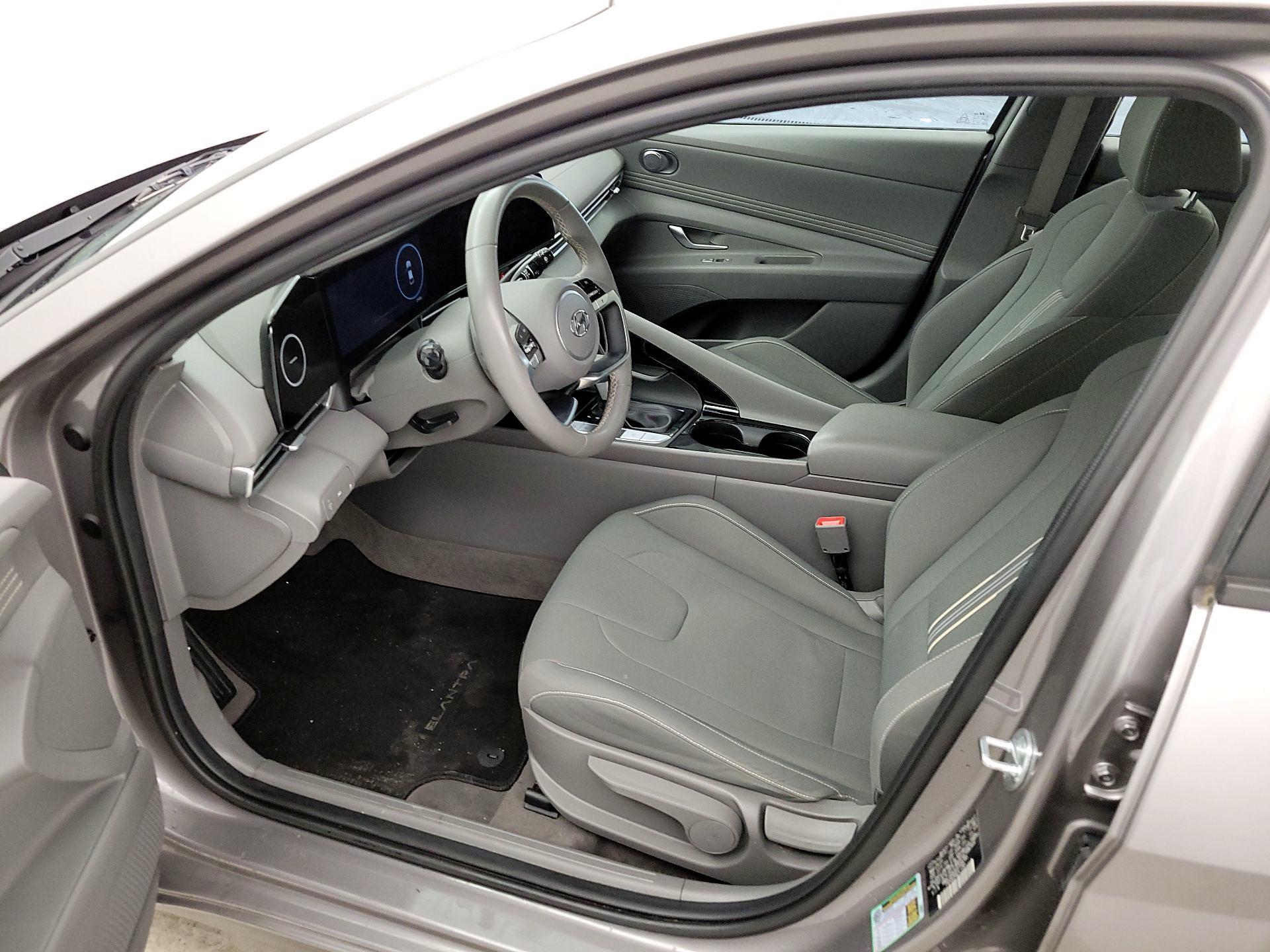 Thumbnail: 2023 Hyundai Elantra - 11