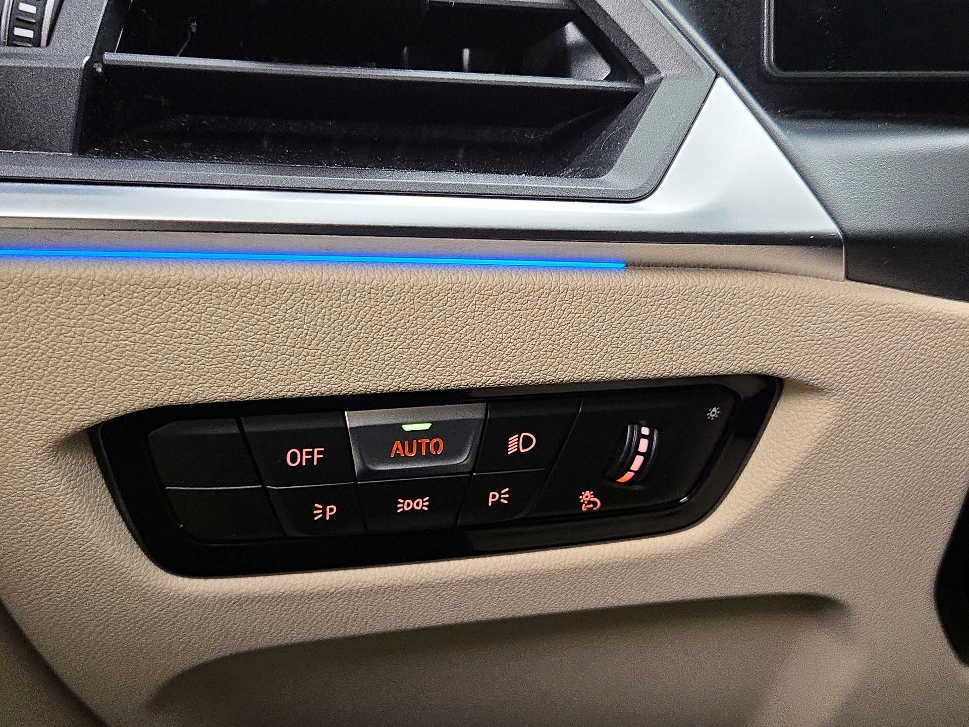 Thumbnail: 2023 BMW i4 - 13