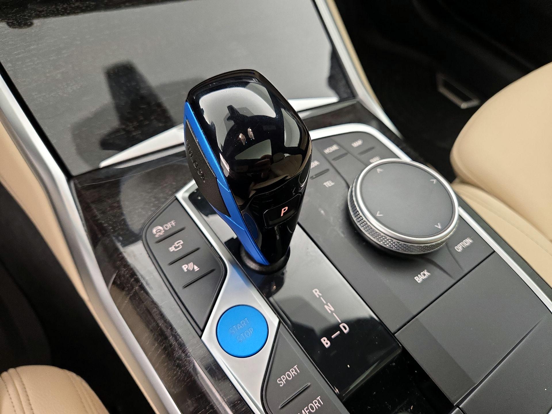 Thumbnail: 2023 BMW i4 - 18