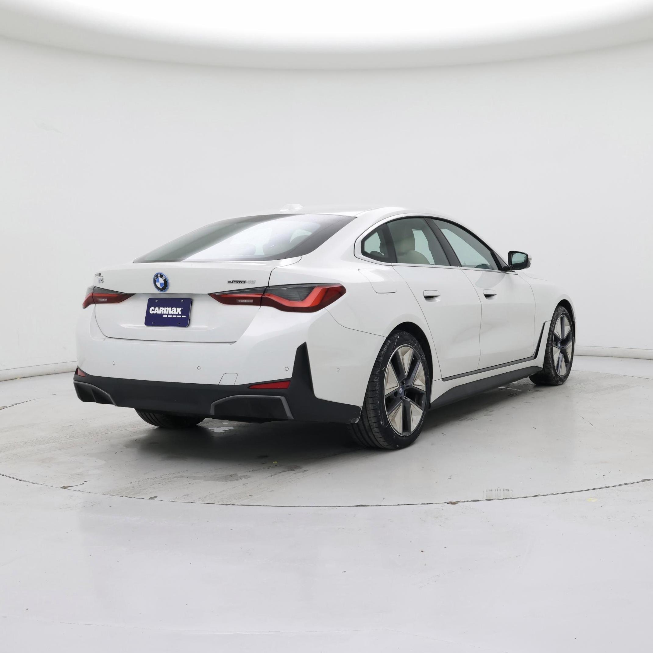 Thumbnail: 2023 BMW i4 - 8