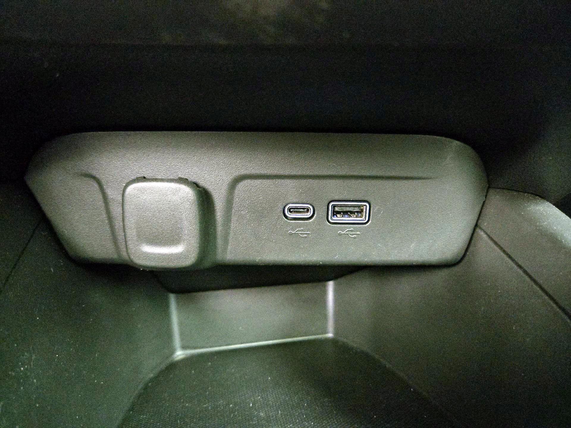 Thumbnail: 2024 Chevrolet Trax - 18