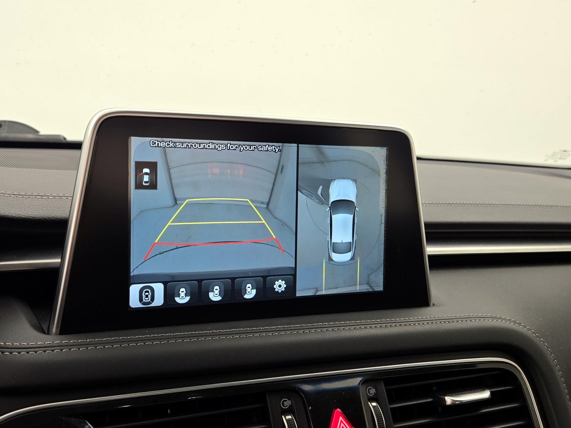 Thumbnail: 2021 Genesis G70 - 15