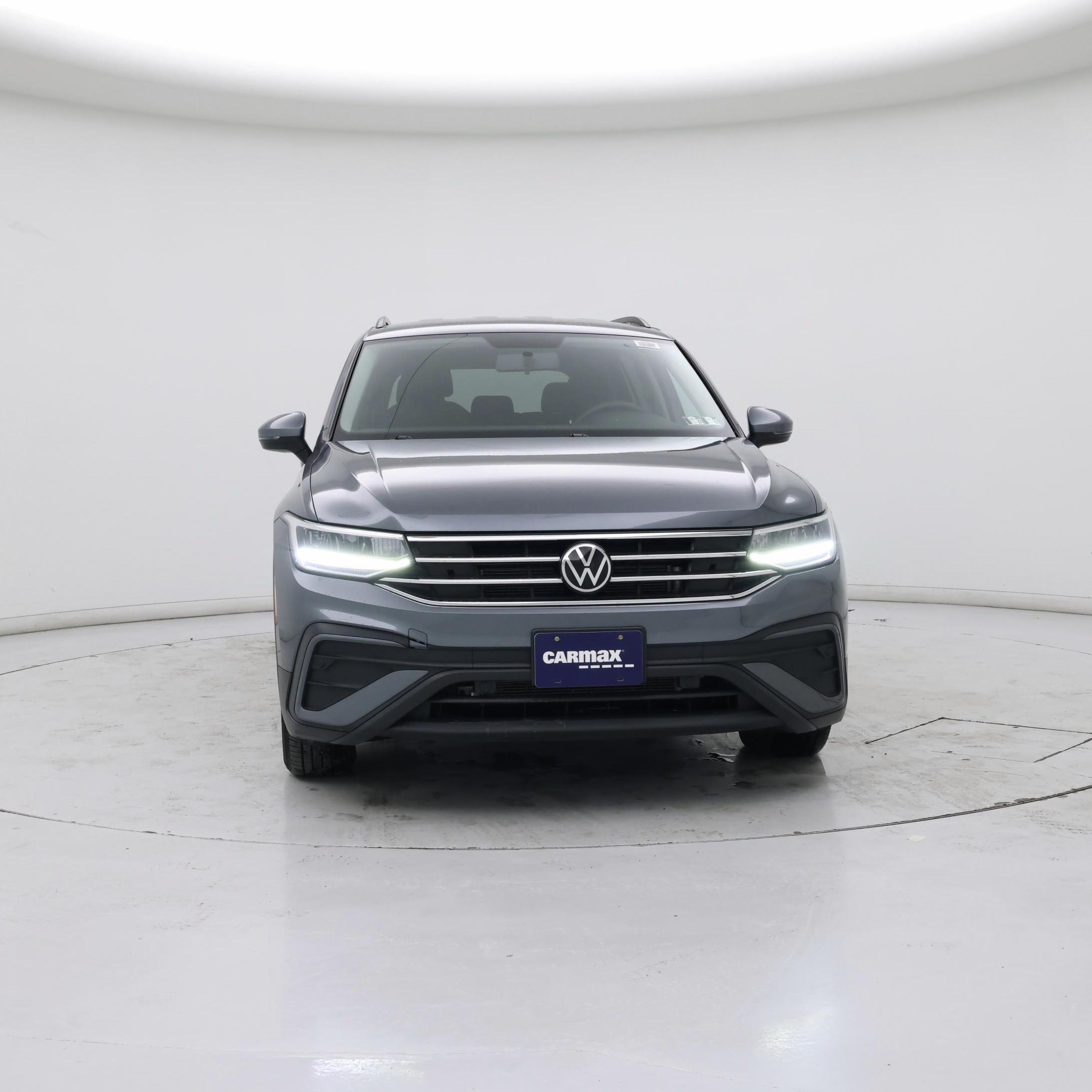 Thumbnail: 2022 Volkswagen Tiguan - 5