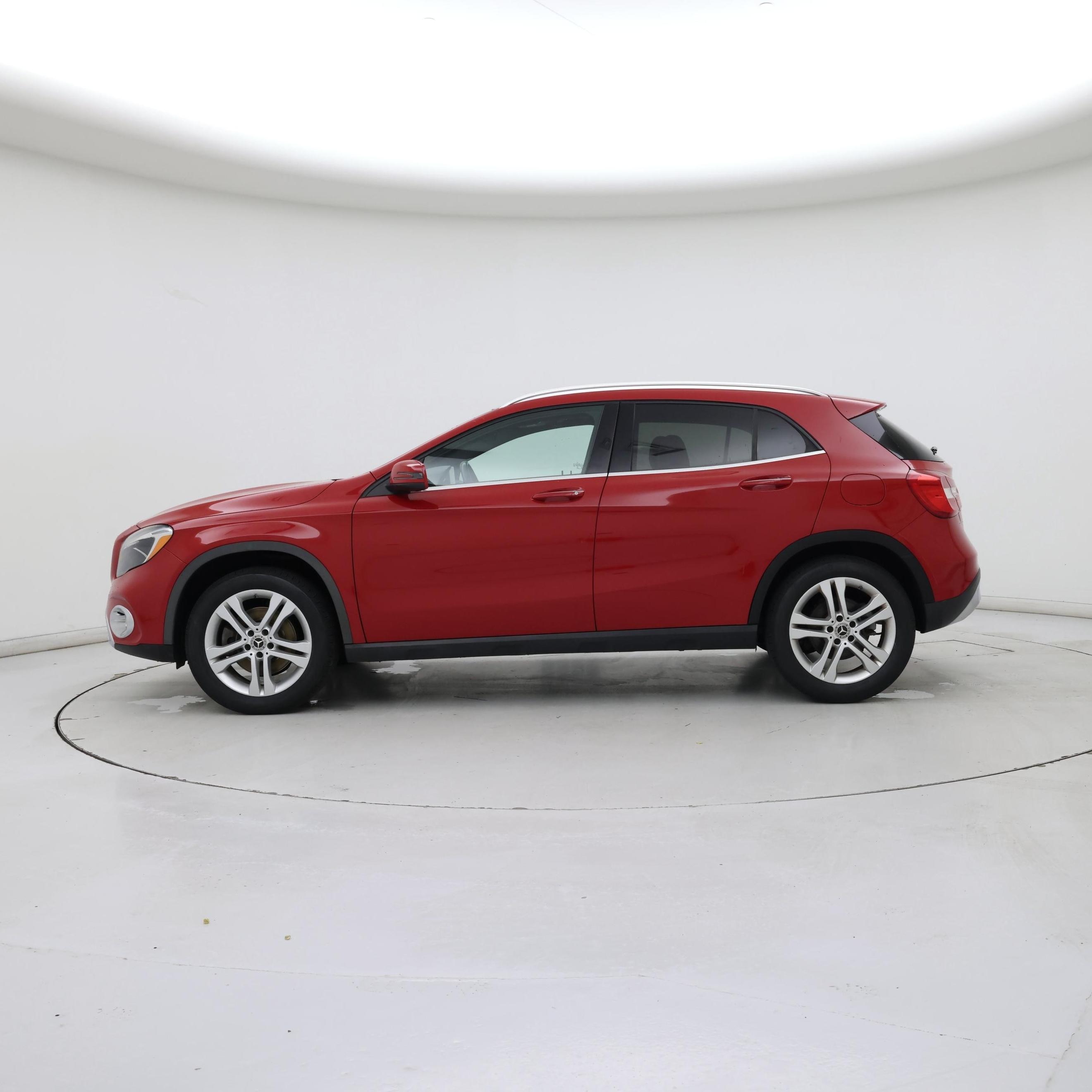 Thumbnail: 2019 Mercedes-Benz GLA - 3