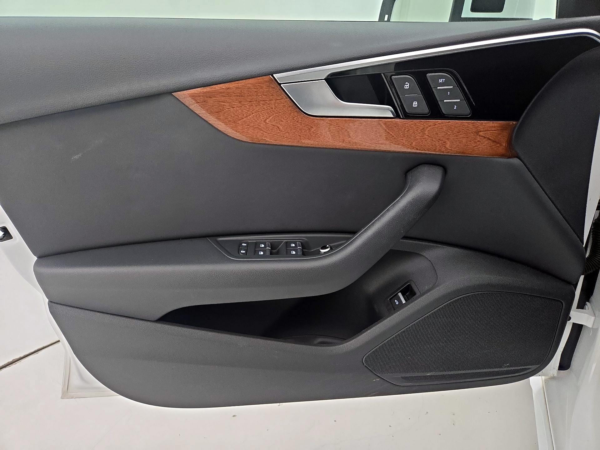 Thumbnail: 2023 Audi A4 - 12