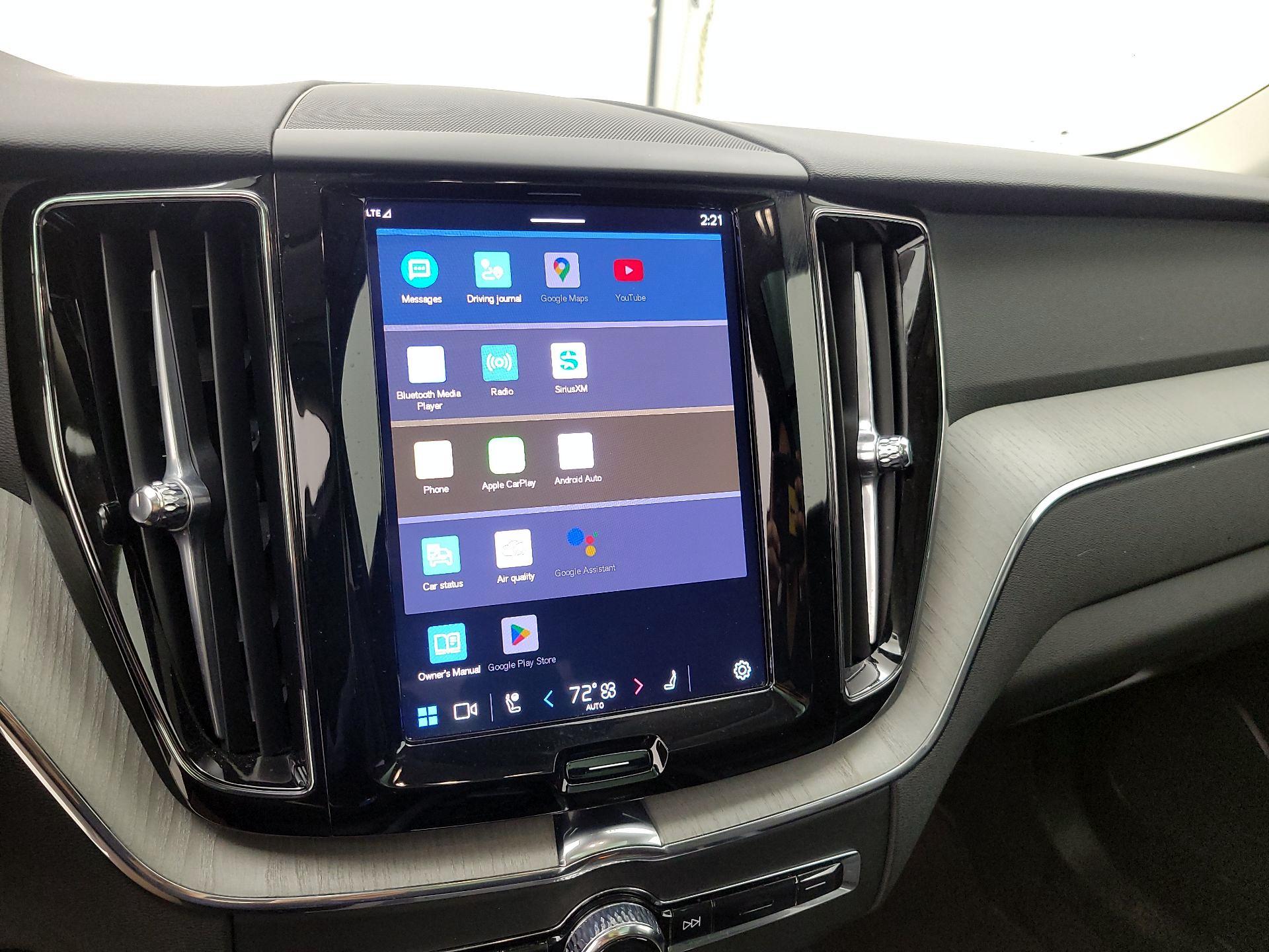 Thumbnail: 2025 Volvo XC60 - 15