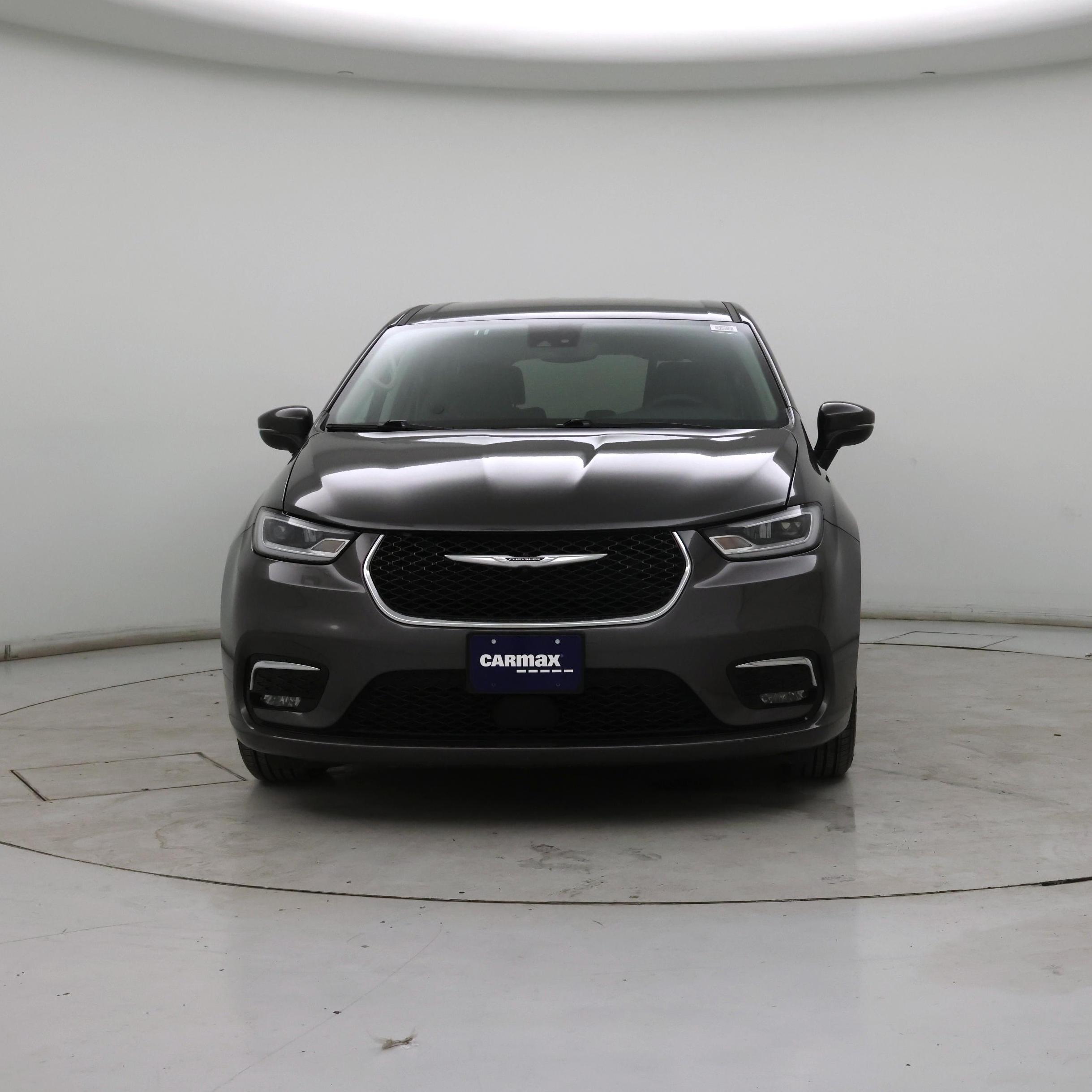 Thumbnail: 2023 Chrysler Pacifica - 5