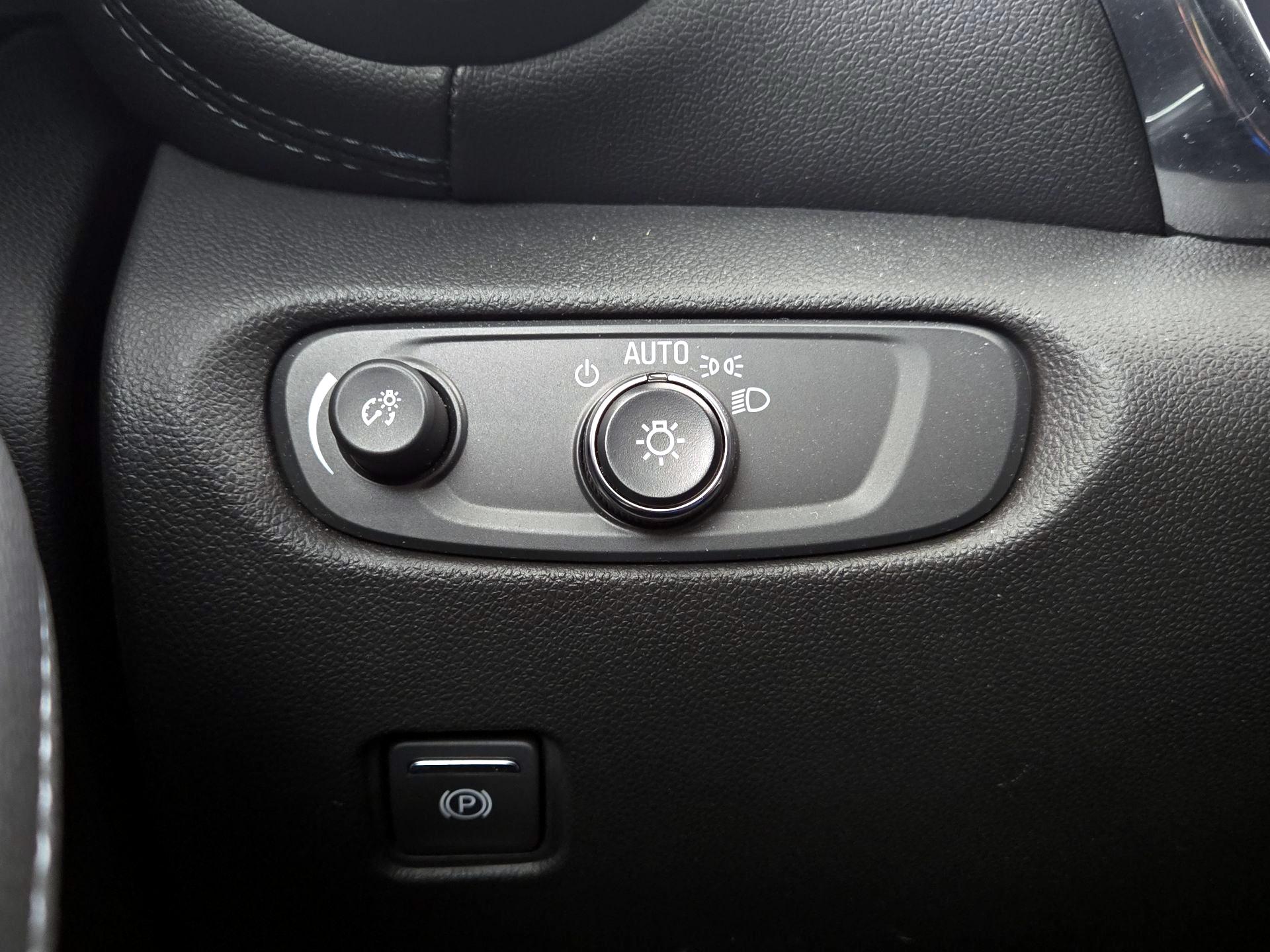 Thumbnail: 2022 Chevrolet Blazer - 13