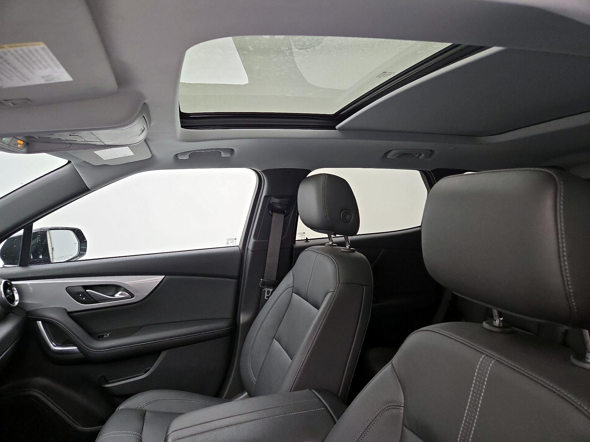 Thumbnail: 2022 Chevrolet Blazer - 19