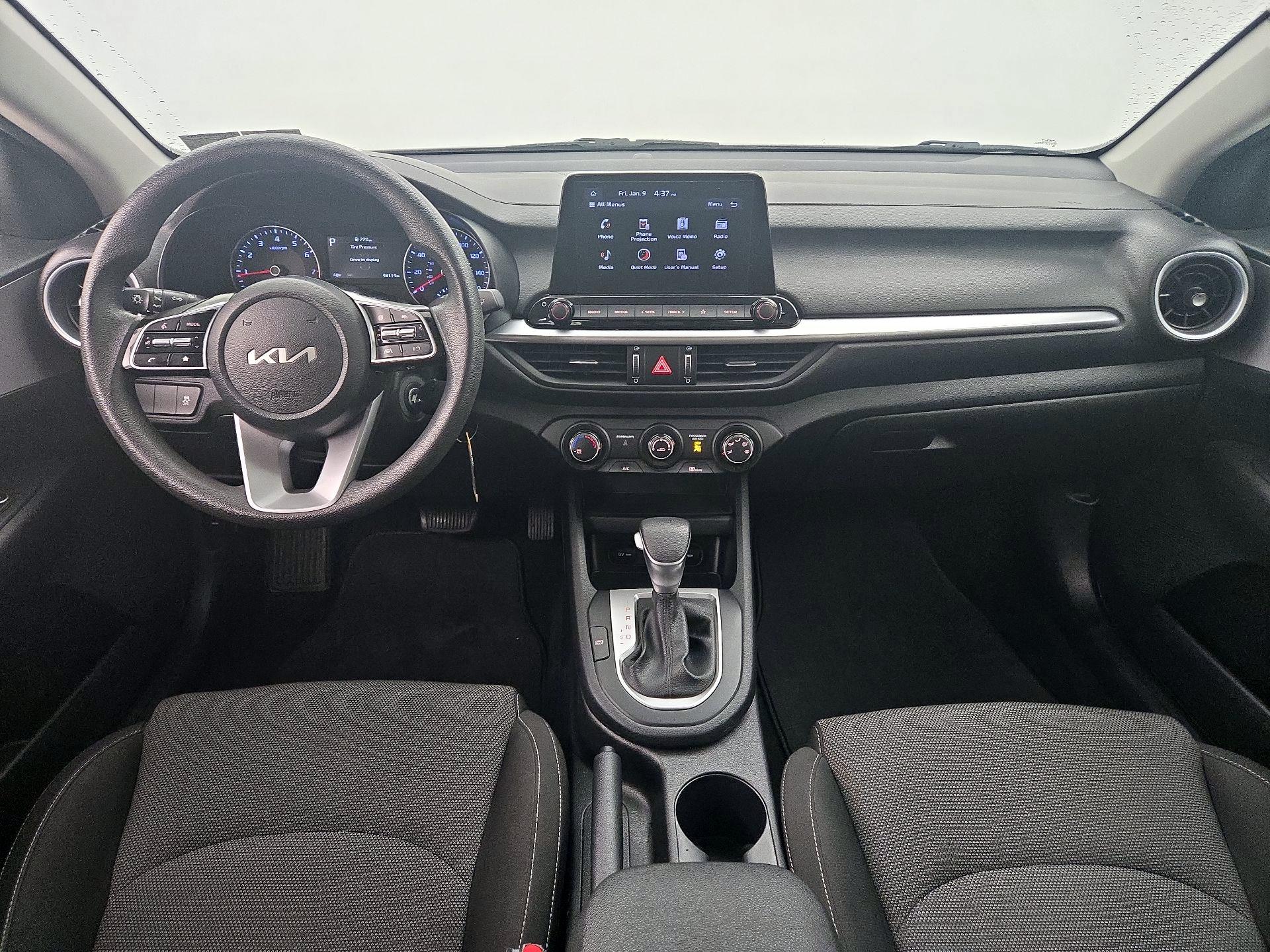 Thumbnail: 2023 Kia Forte - 9