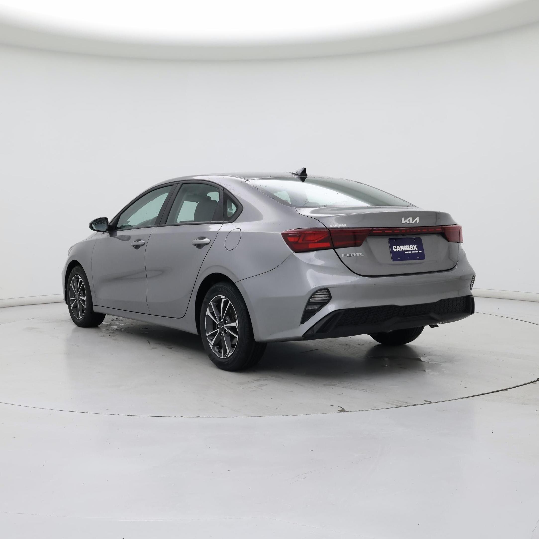 Thumbnail: 2023 Kia Forte - 2